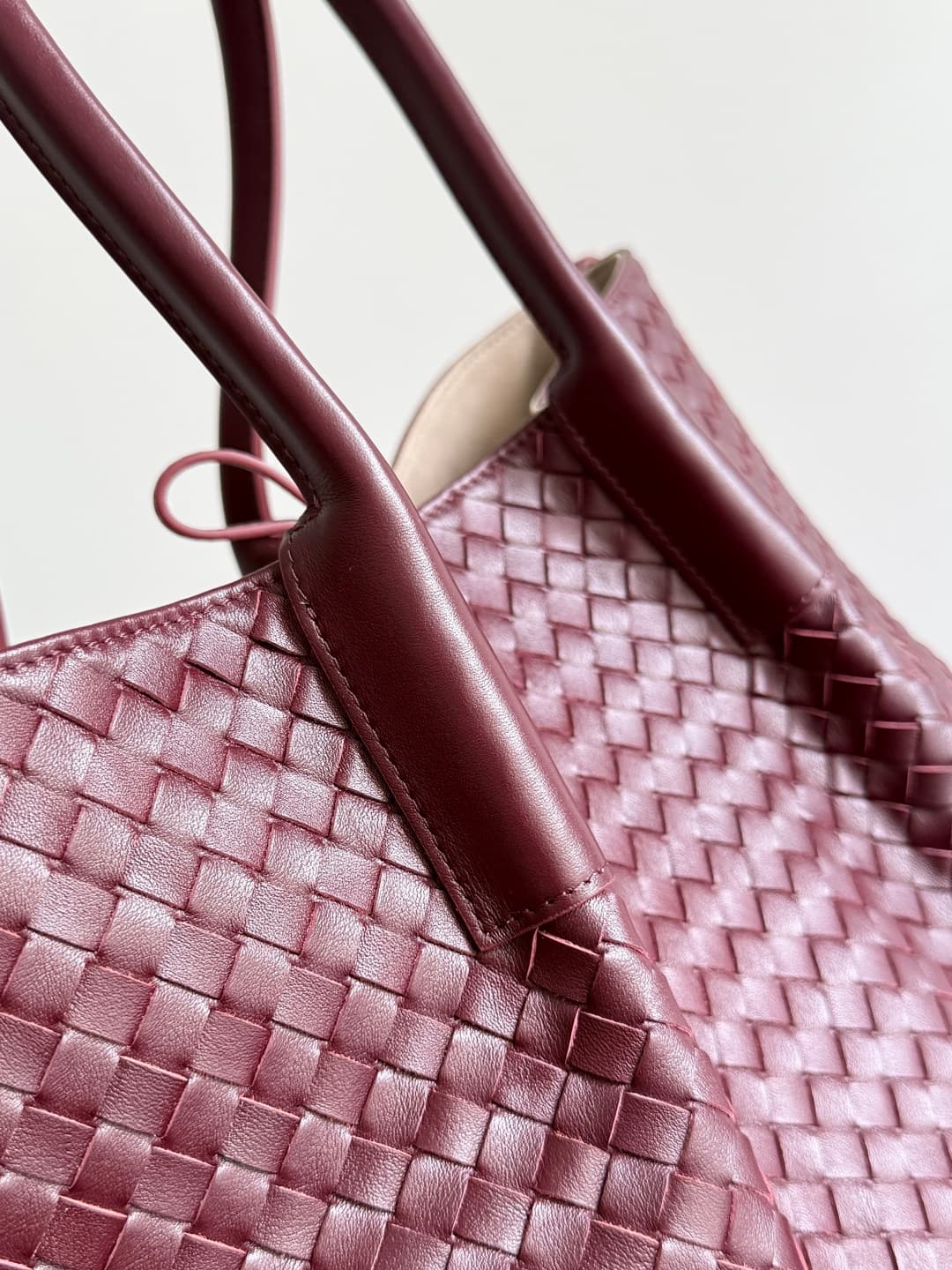 Bottega Veneta Shoulder Bag 817166