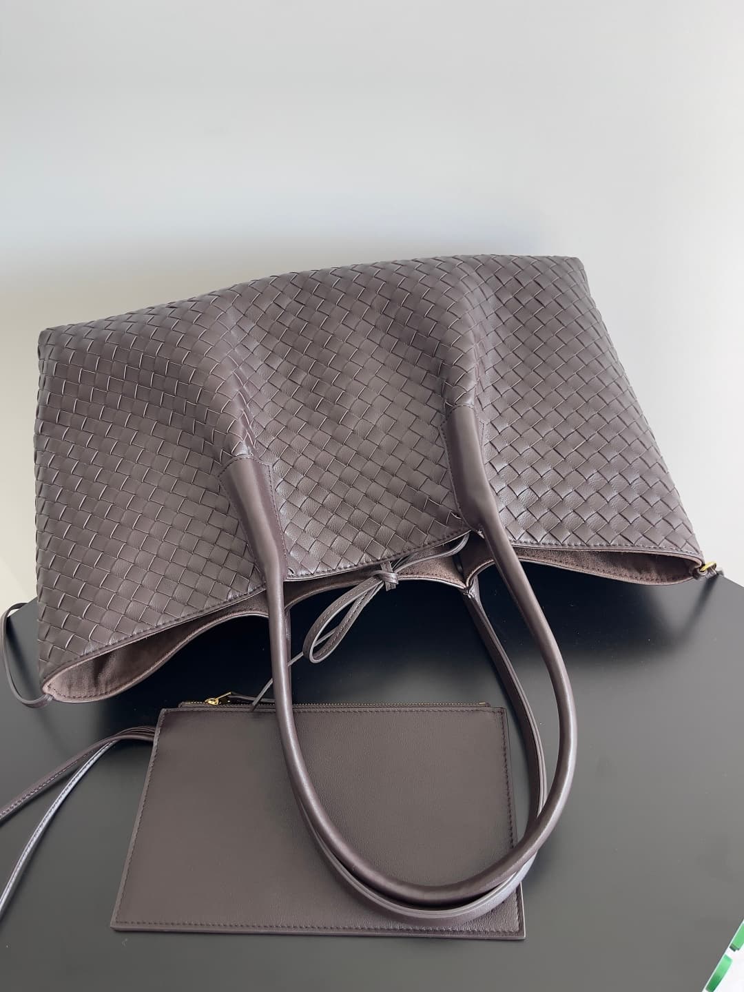 Bottega Veneta Shoulder Bag 817166