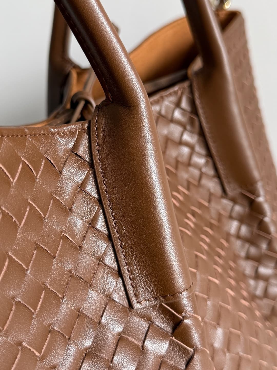 Bottega Veneta Shoulder Bag 817166