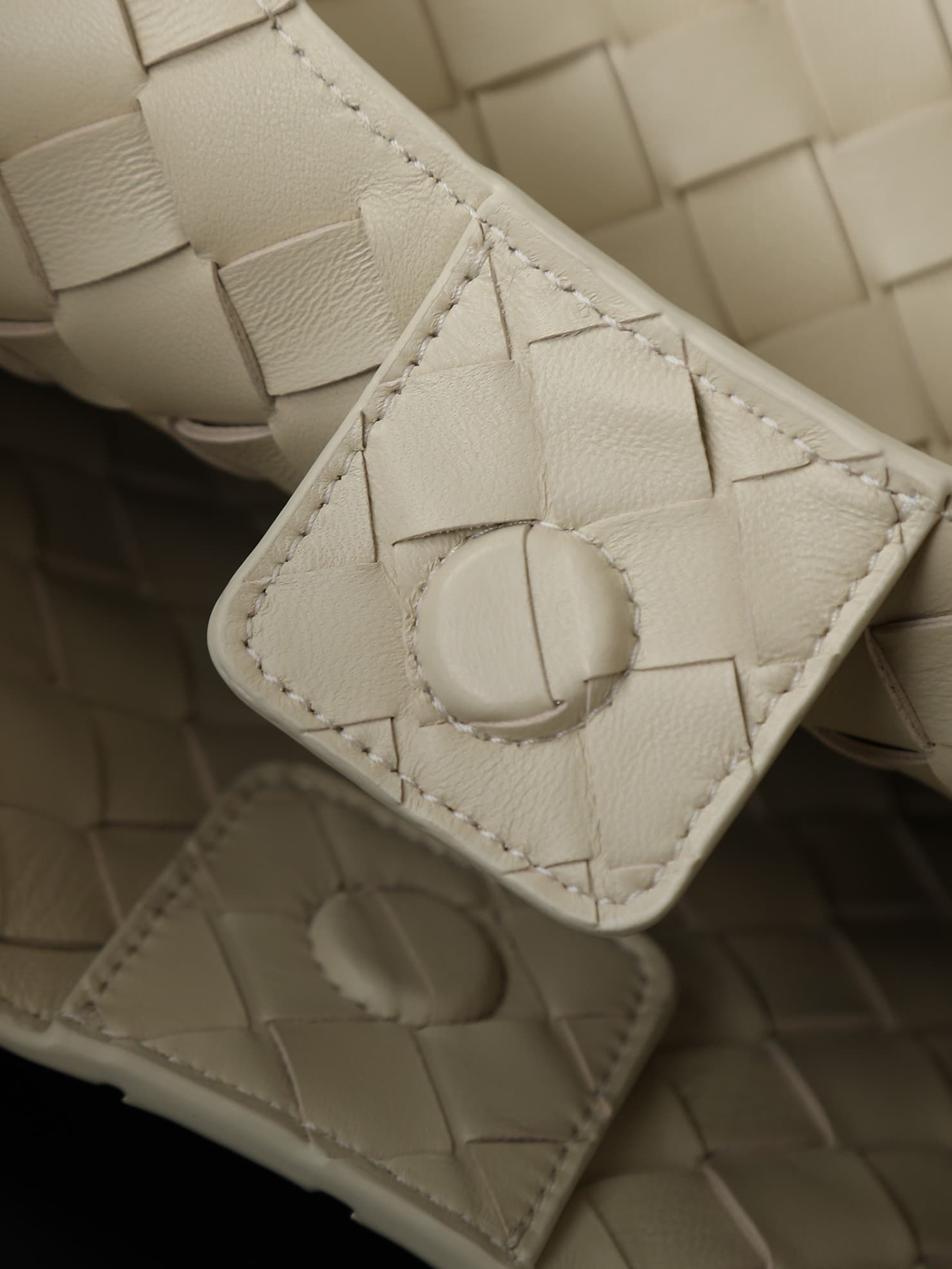 Bottega Veneta Small Bag 844249