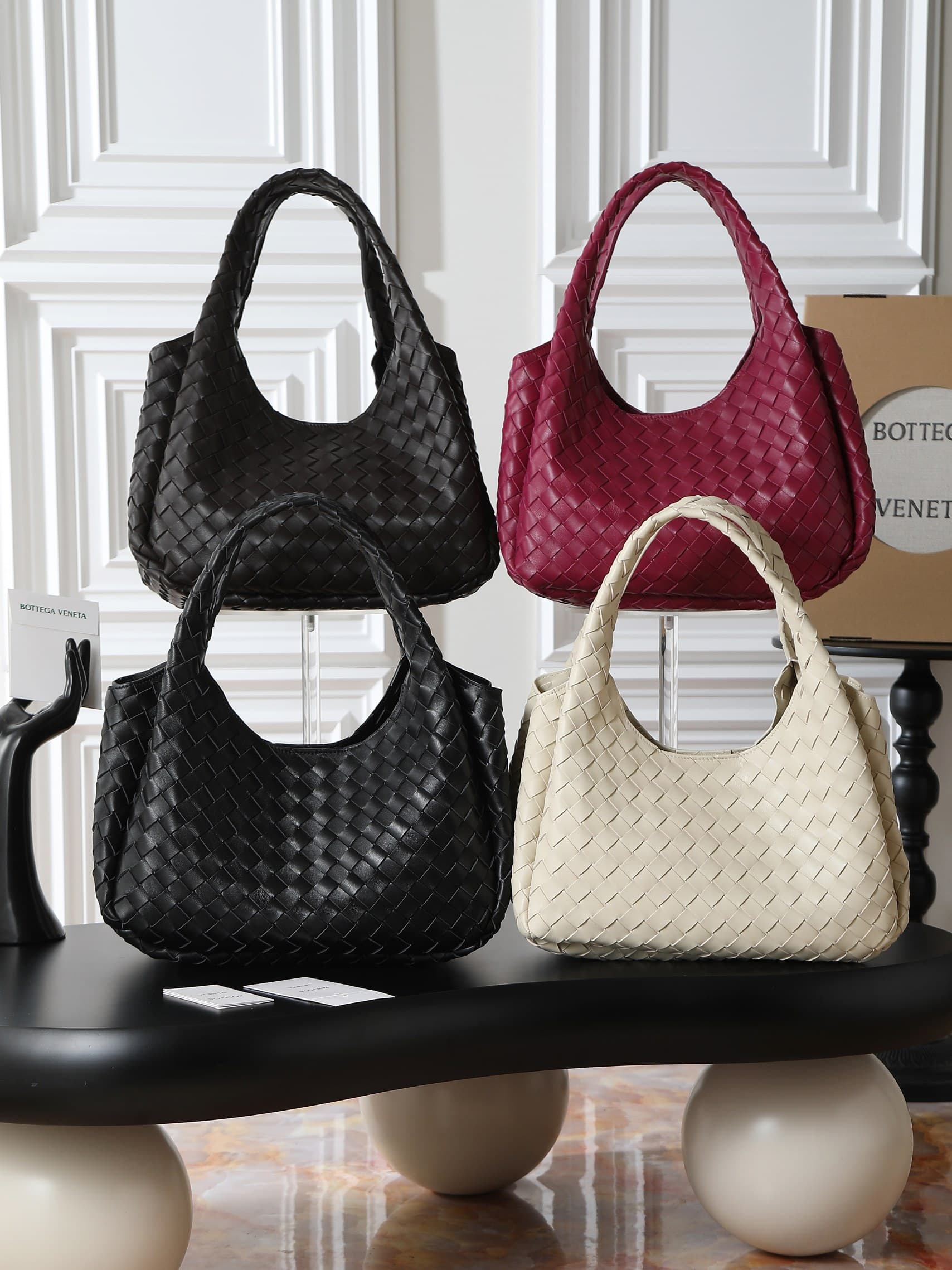 Bottega Veneta Small Product