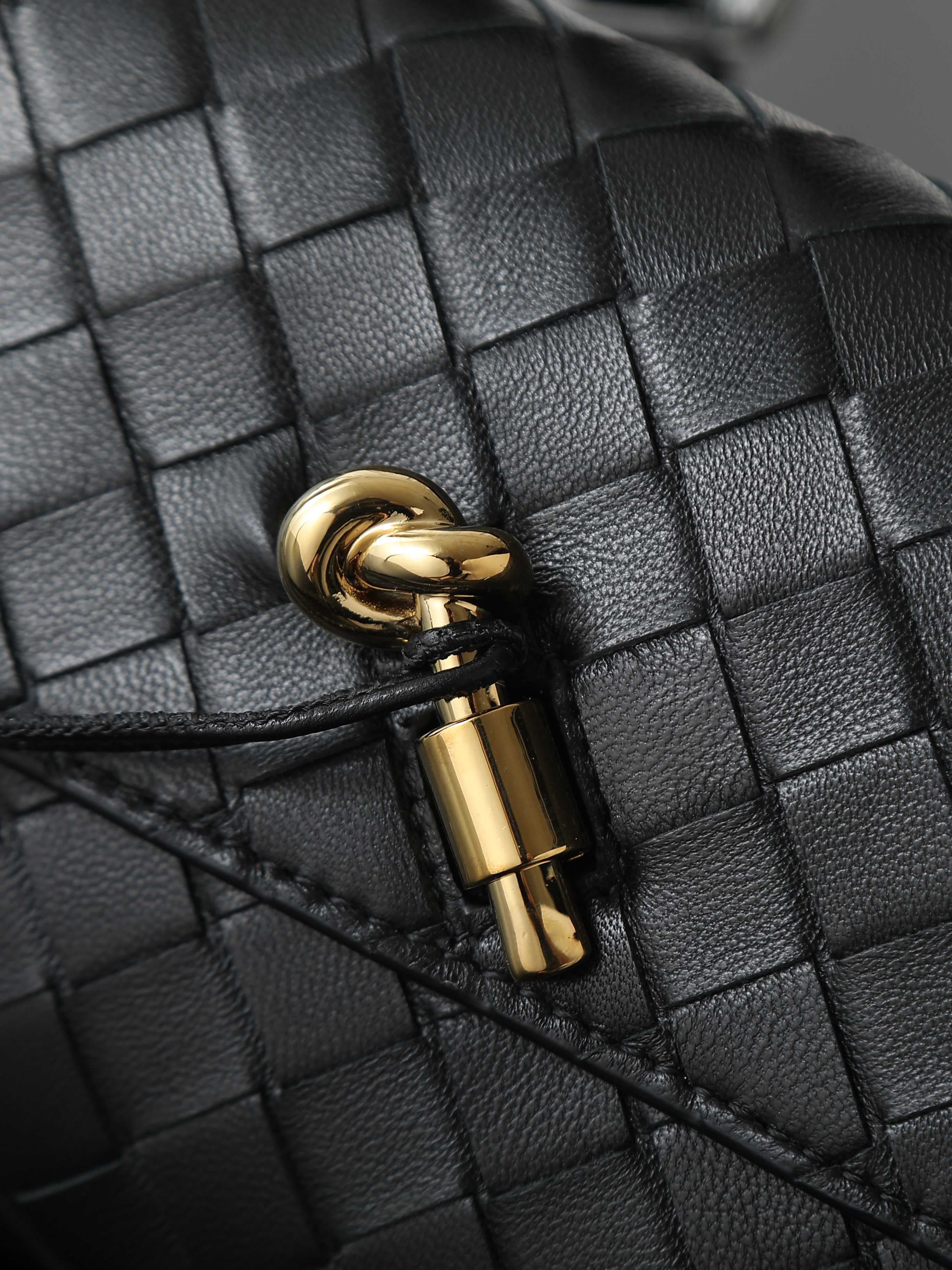 Bottega Veneta Yellow Bag 741511