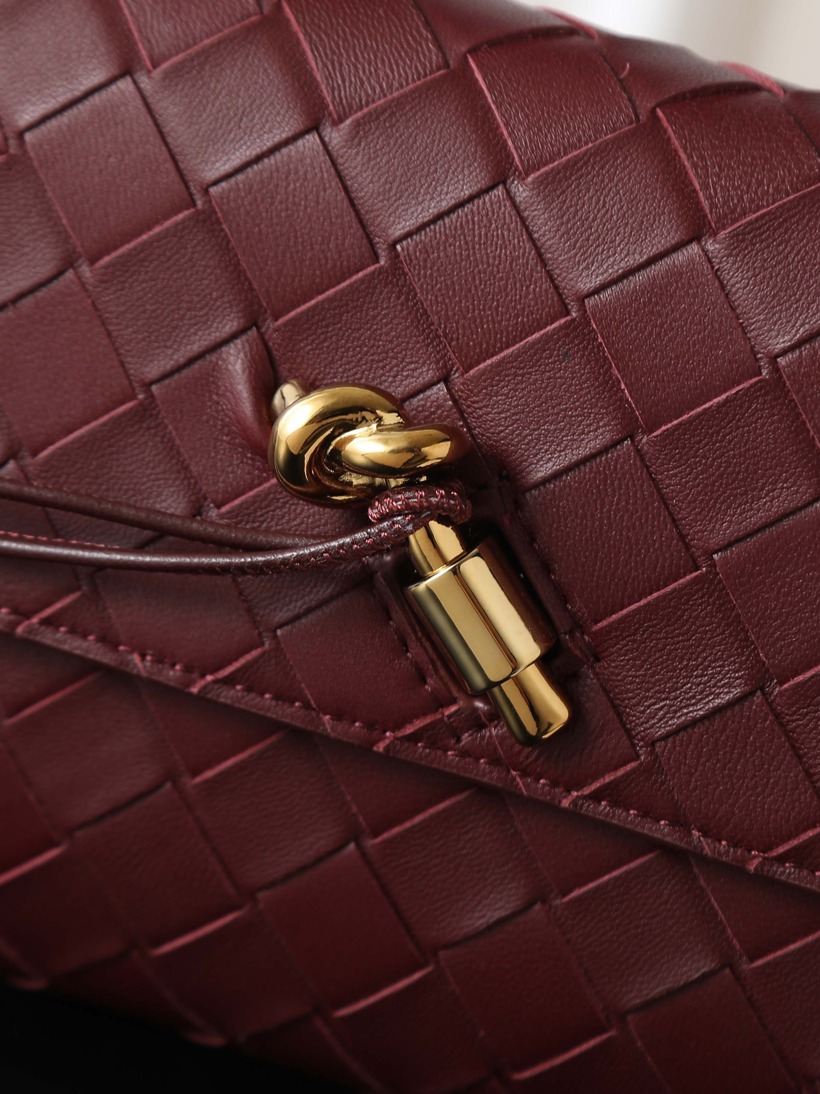Bottega Veneta Yellow Bag 741511