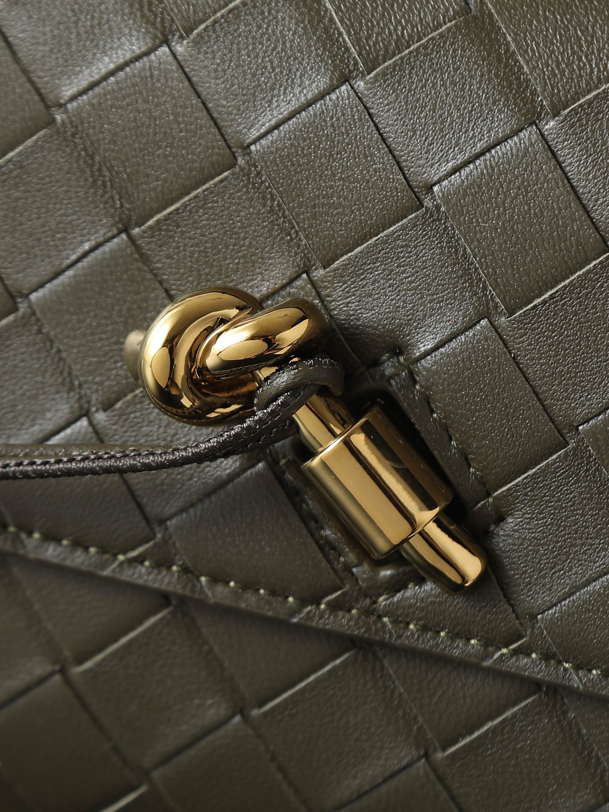 Bottega Veneta Yellow Bag 741511