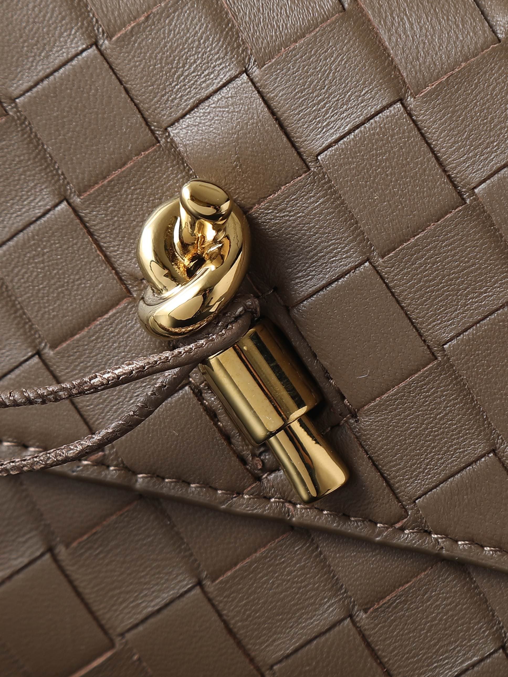 Bottega Veneta Yellow Bag 741511