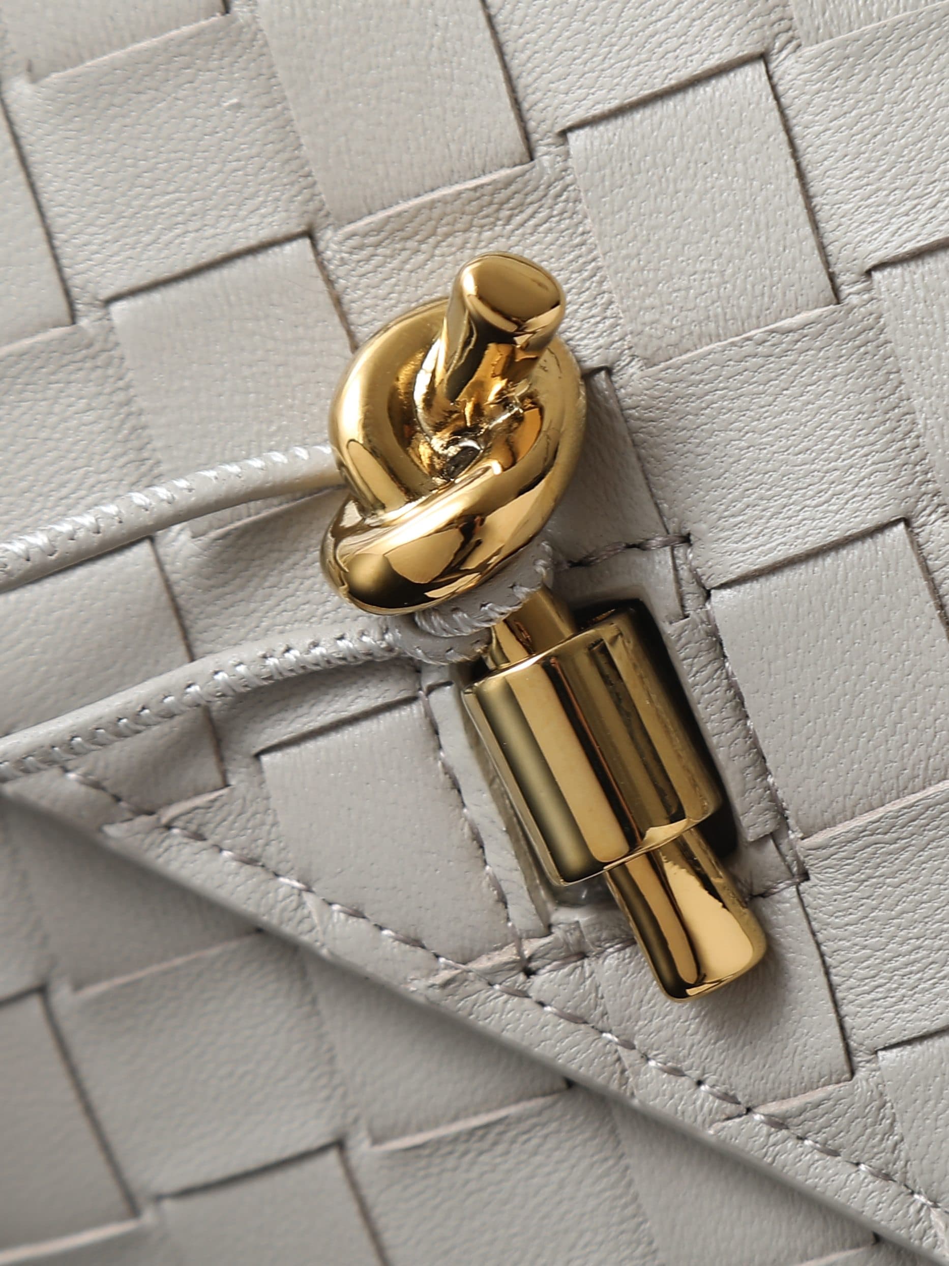 Bottega Veneta Yellow Bag 741511