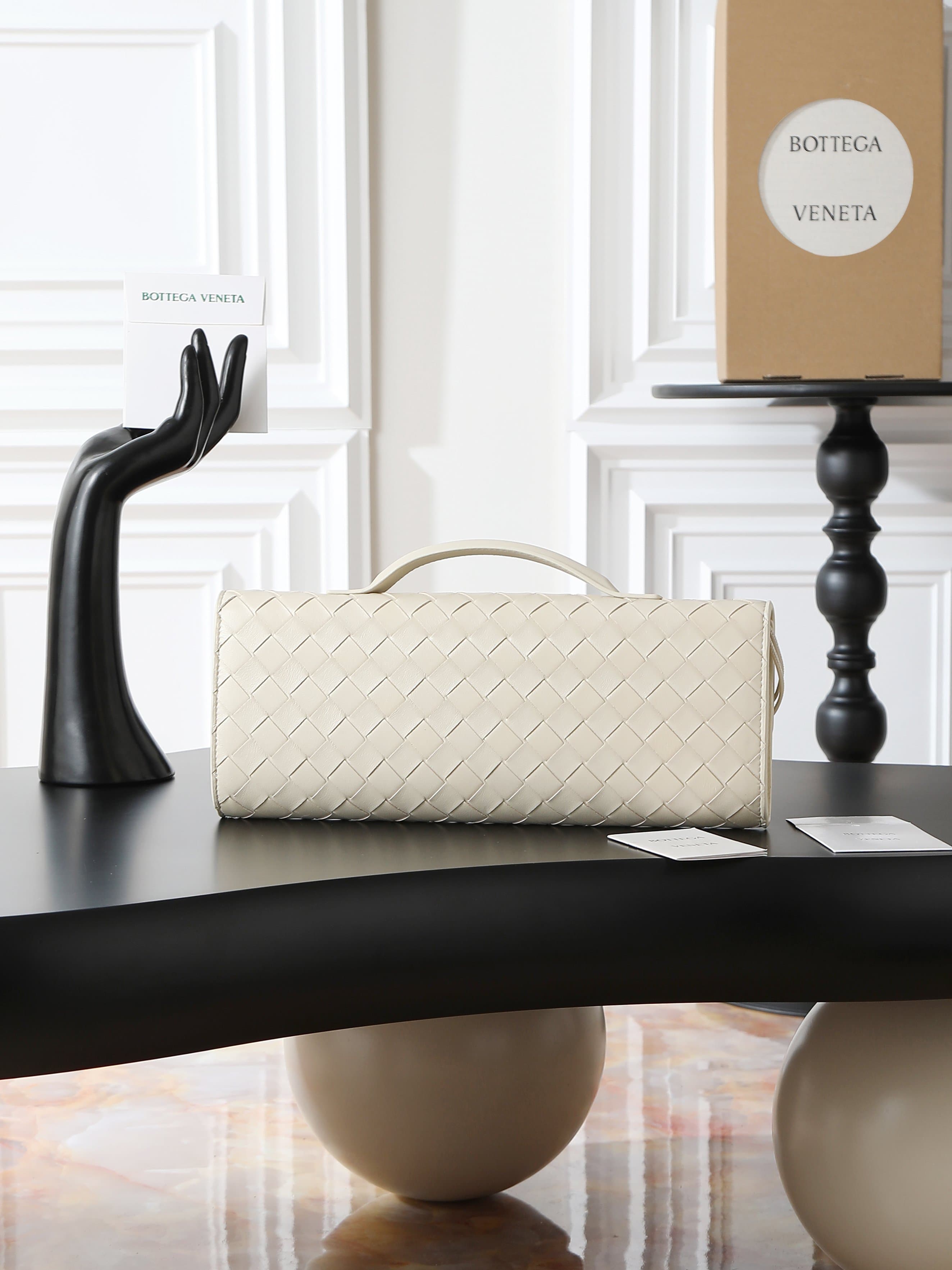 Bottega Veneta Yellow Bag 741511