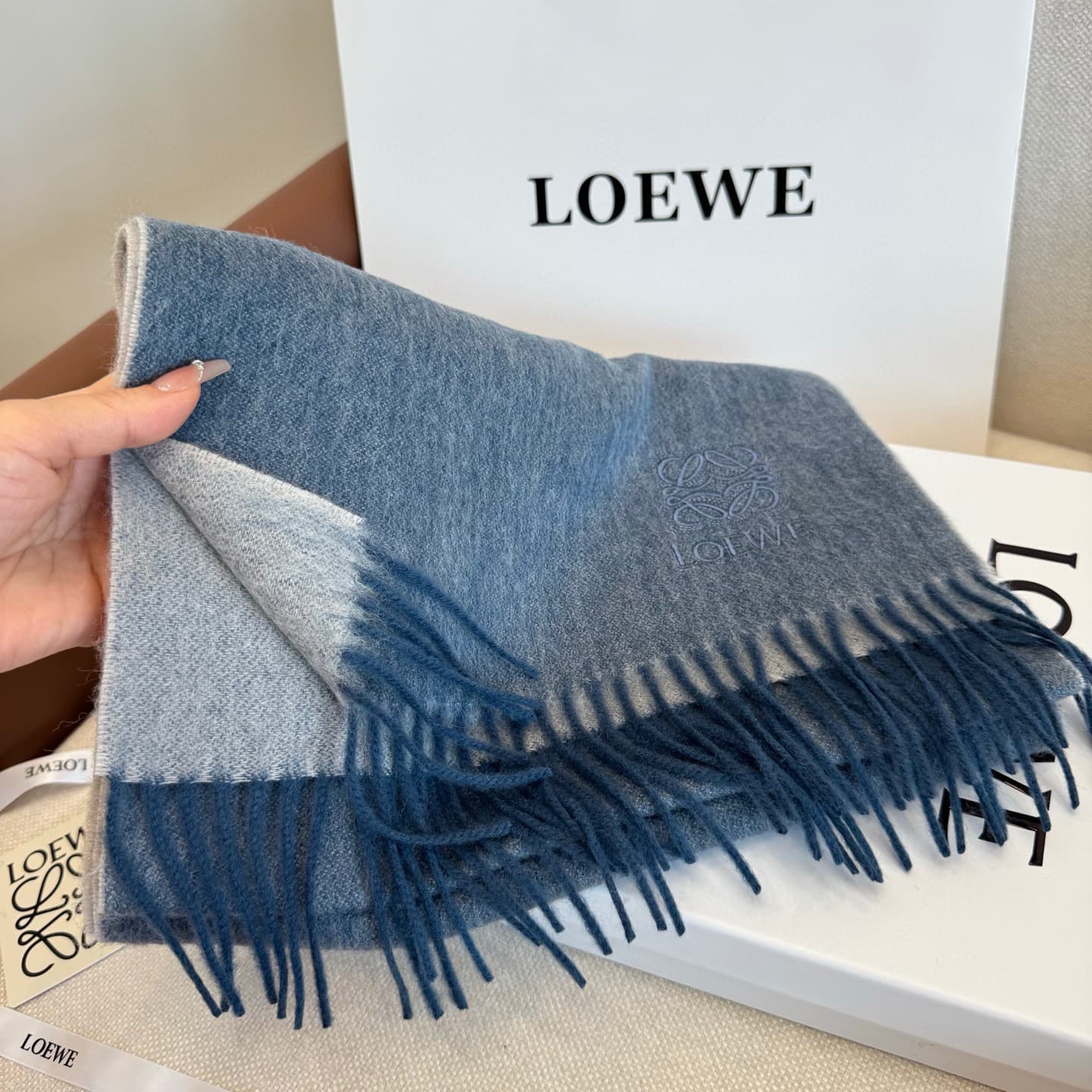 Loewe Product