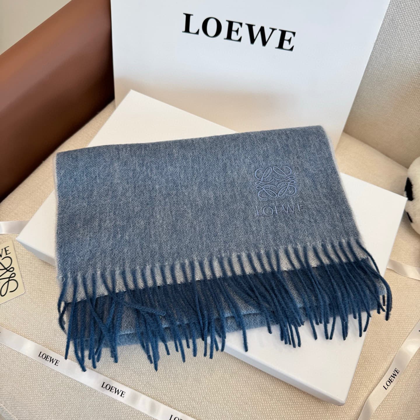 Loewe Product
