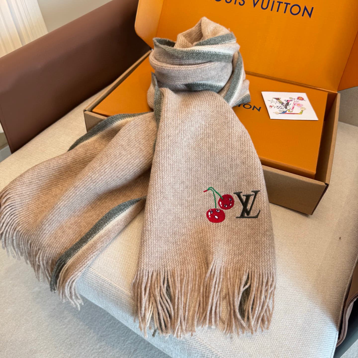 Louis Vuitton Product