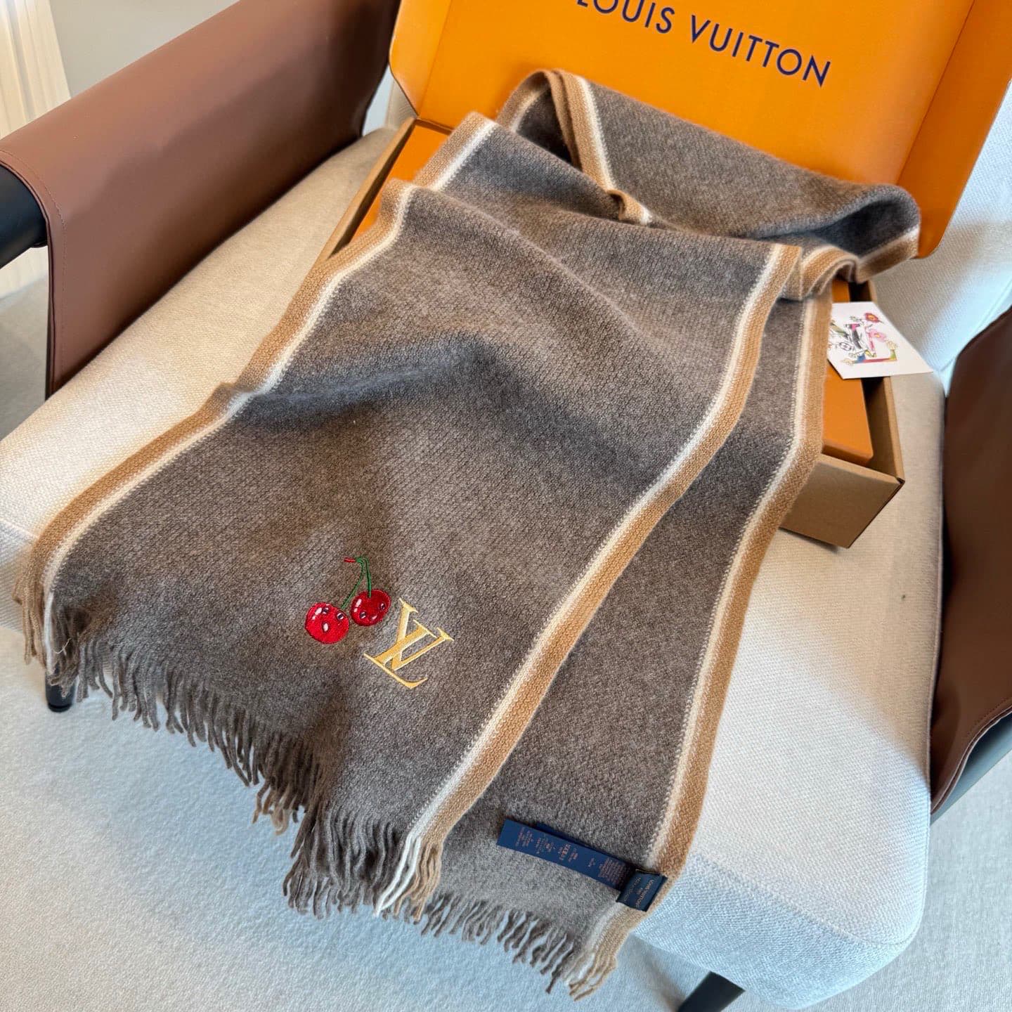 Louis Vuitton Product