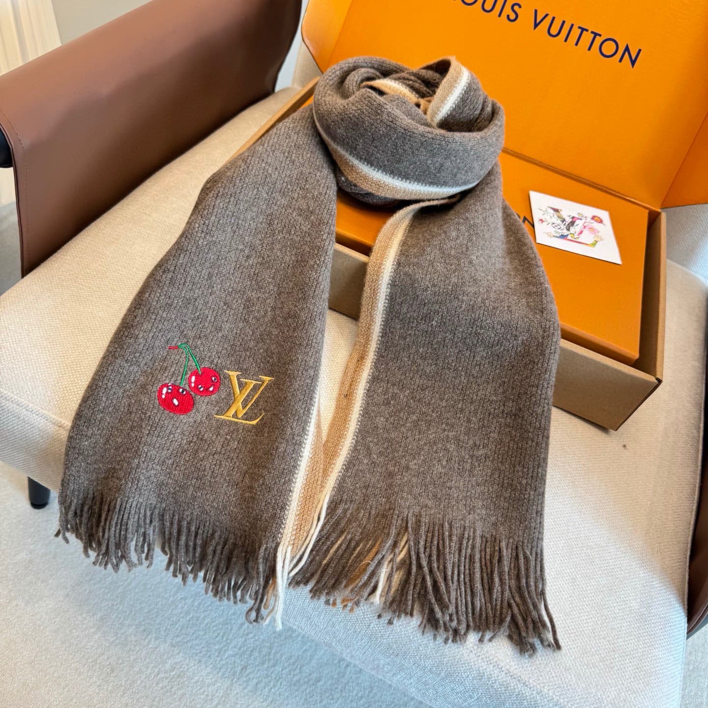Louis Vuitton Product