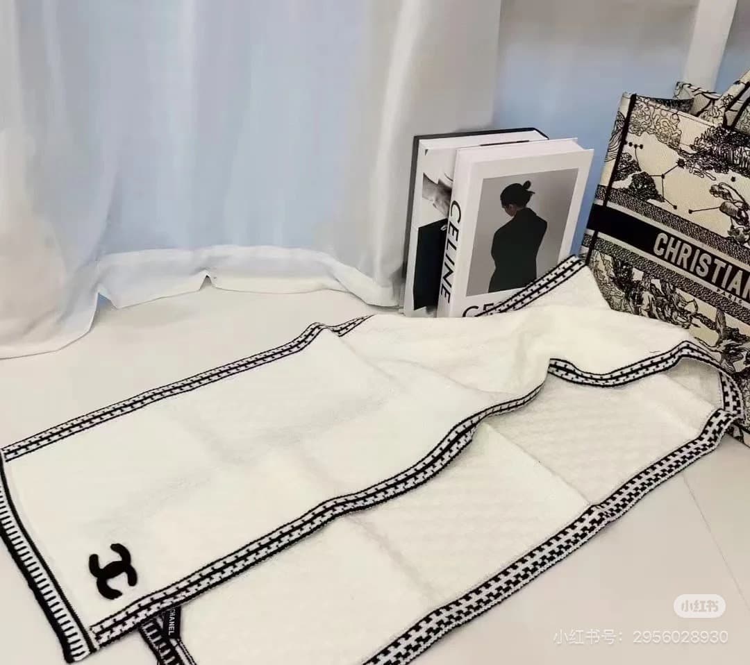 Chanel Product