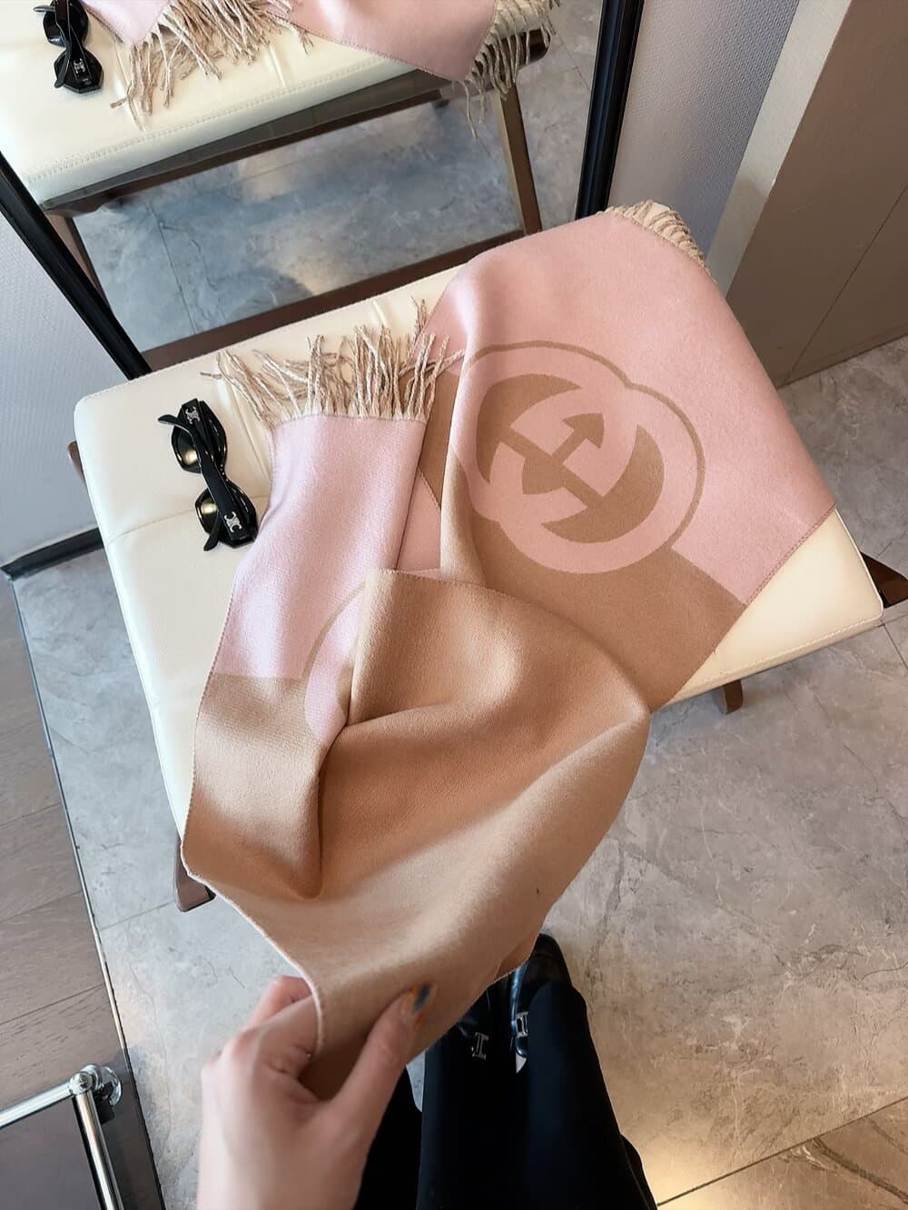 Gucci Black Product