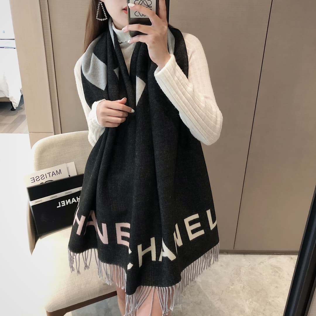Chanel Product