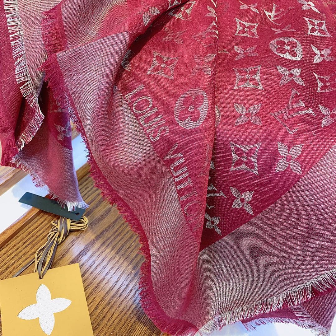 Louis Vuitton Product