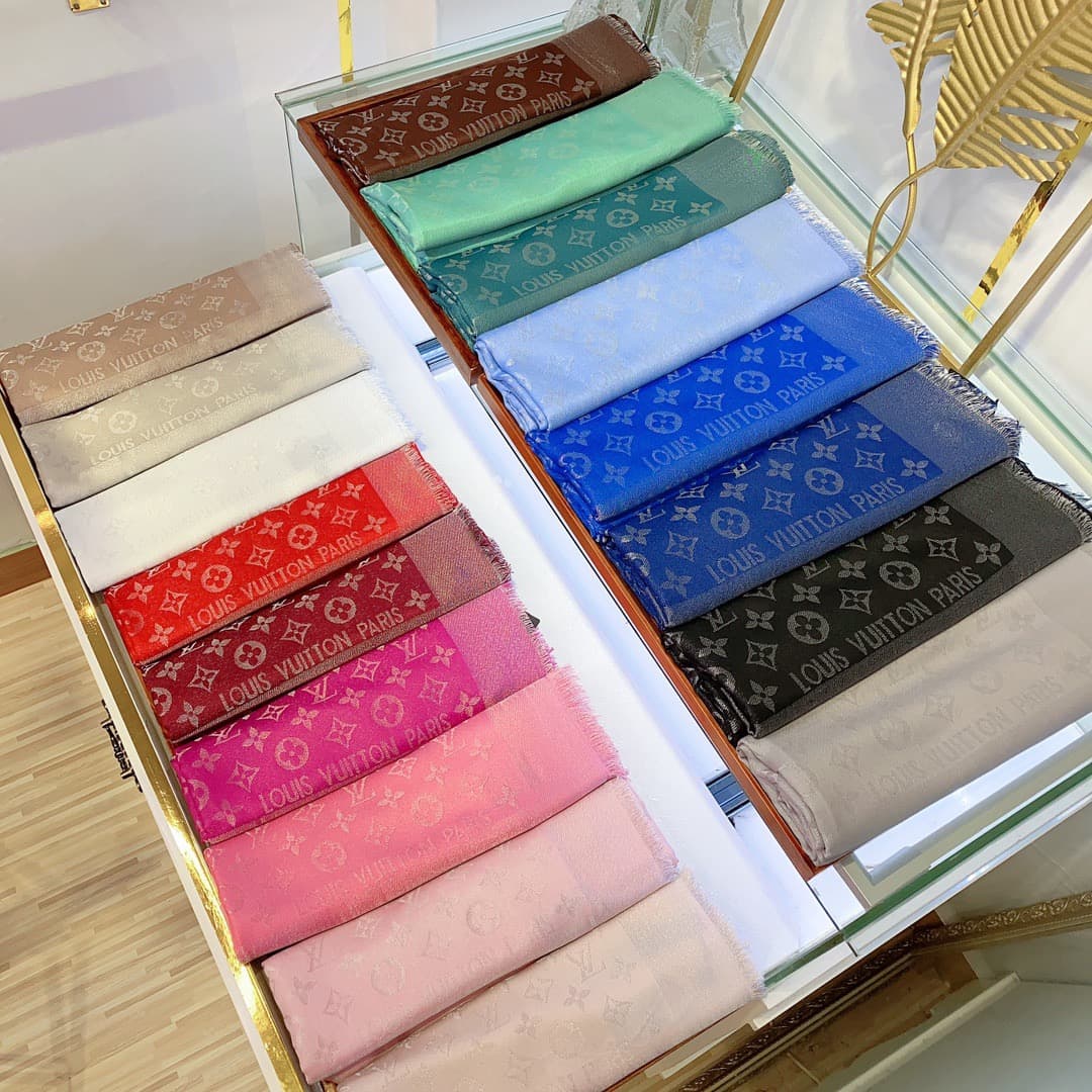 Louis Vuitton Product
