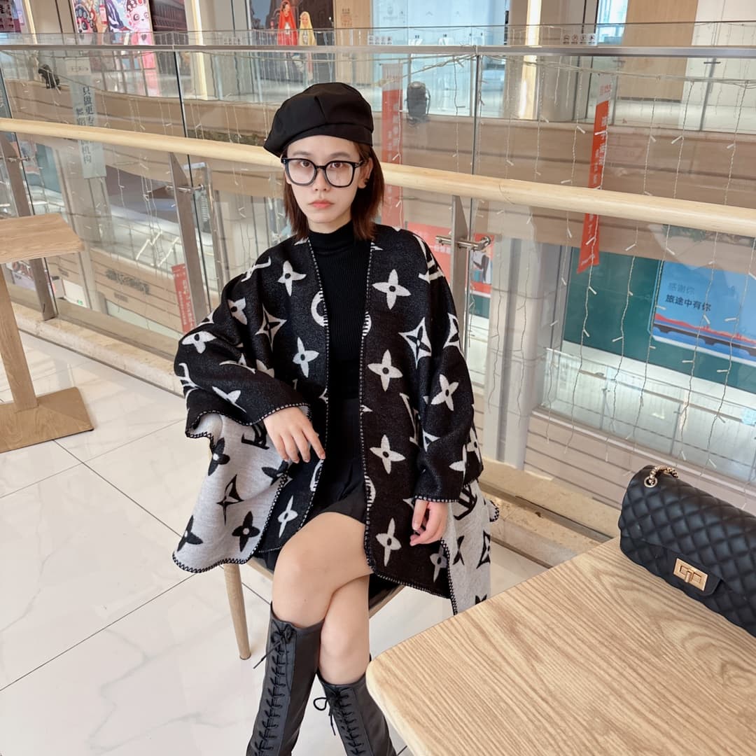 Louis Vuitton Silver Product