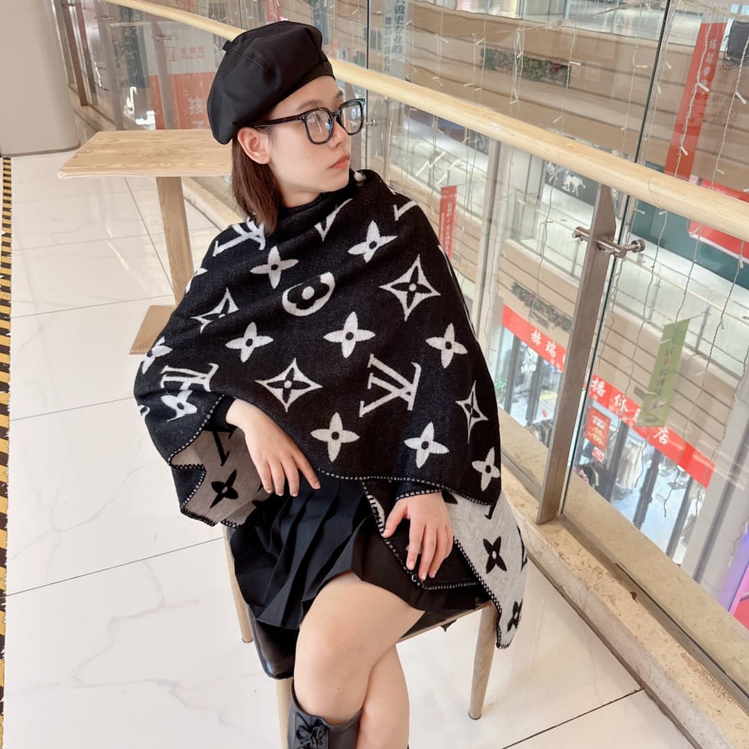 Louis Vuitton Silver Product