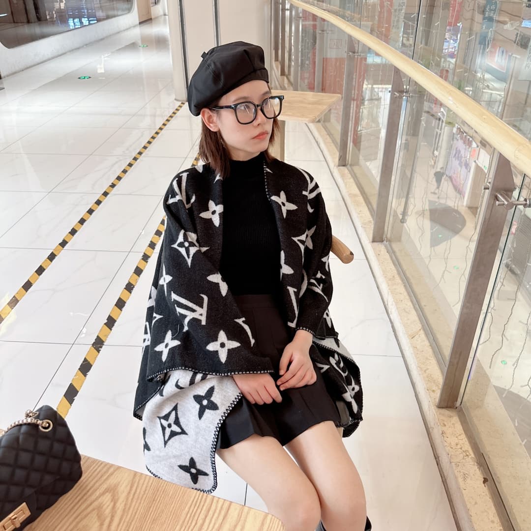 Louis Vuitton Silver Product