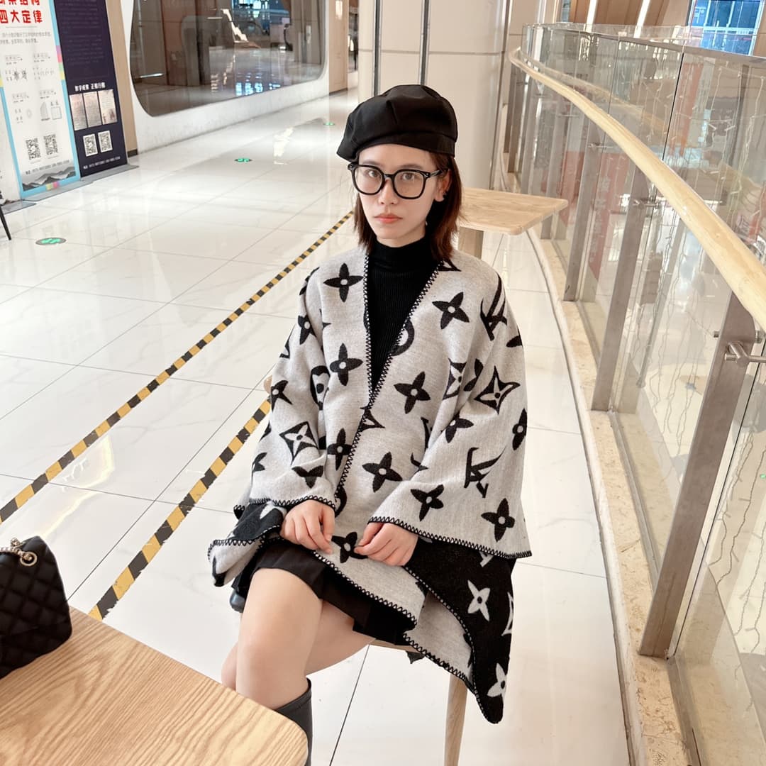 Louis Vuitton Silver Product