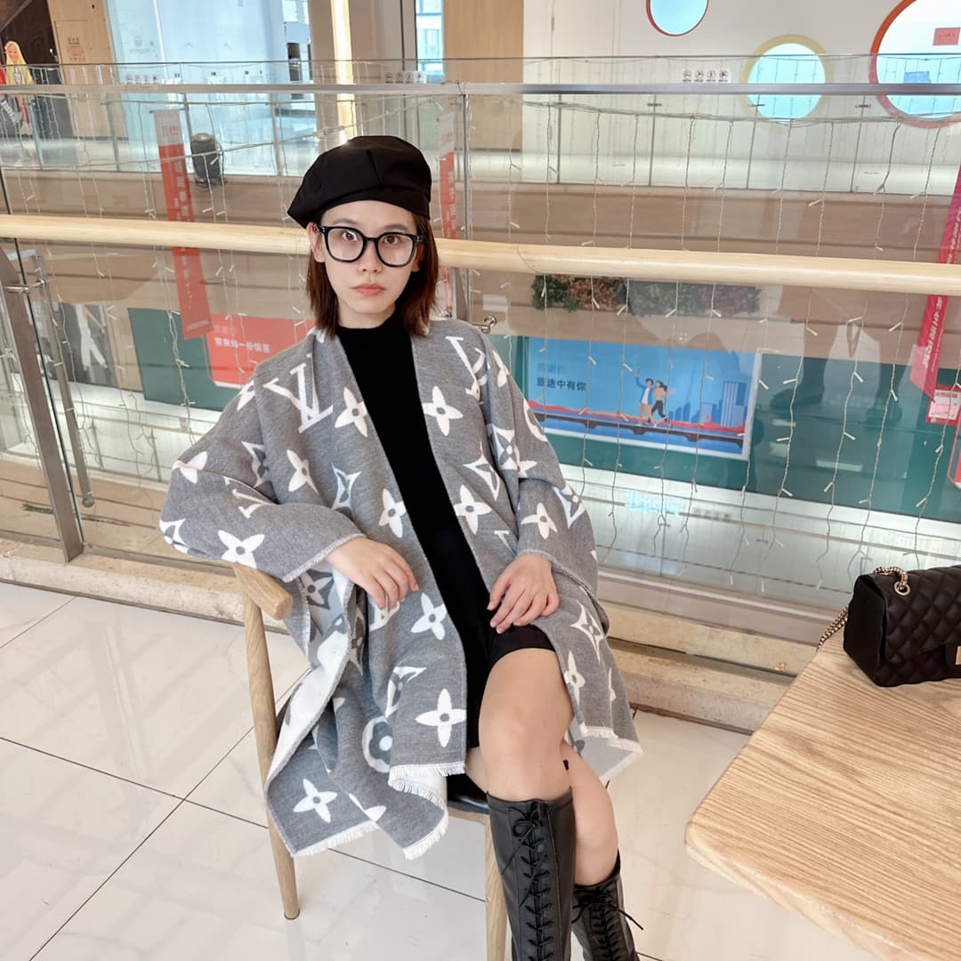 Louis Vuitton Silver Product