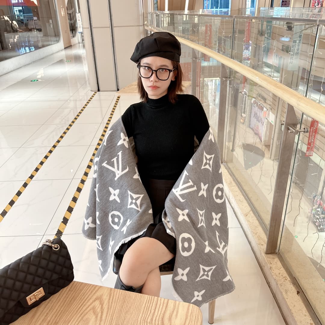 Louis Vuitton Silver Product