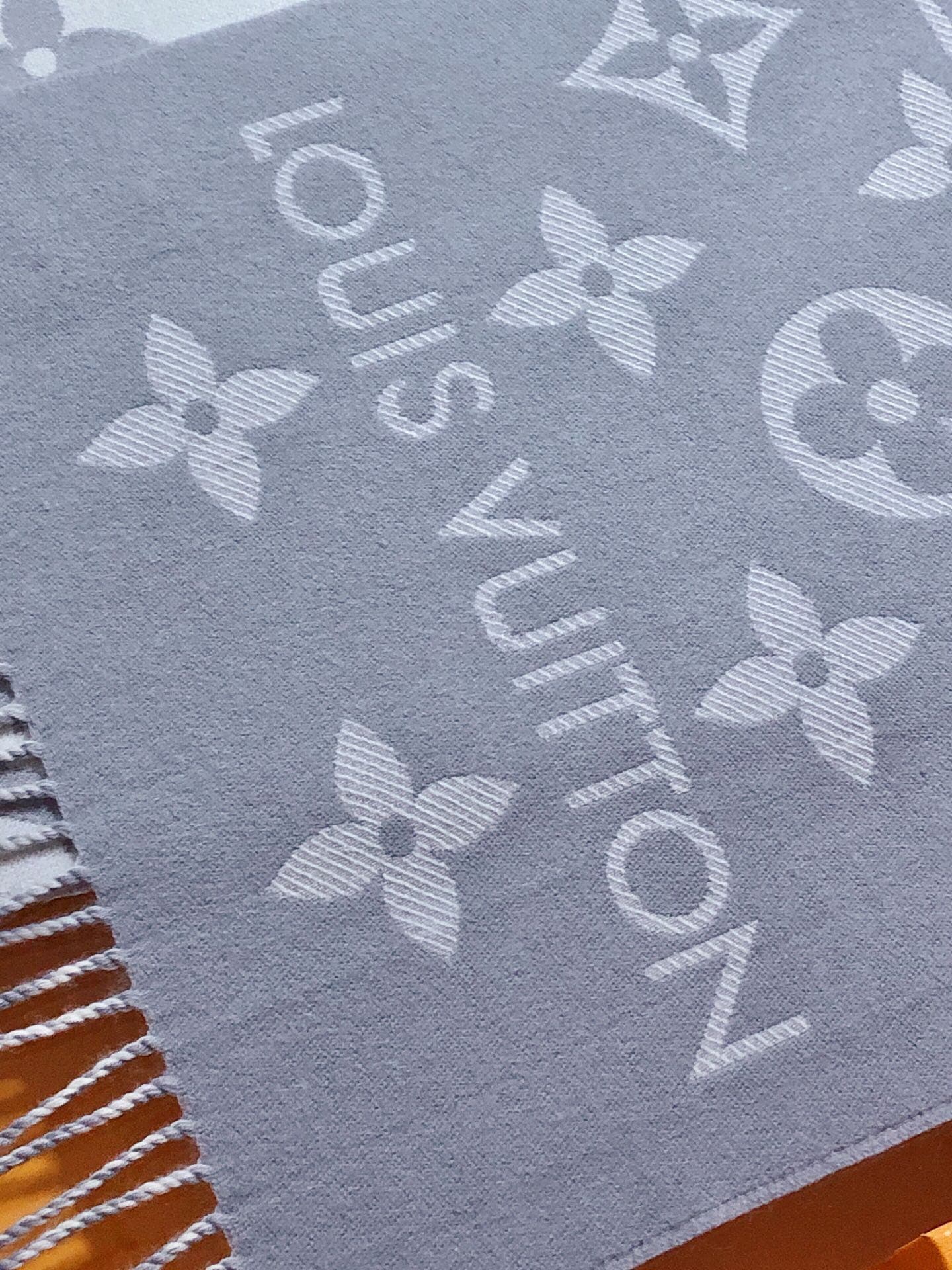 Louis Vuitton Product