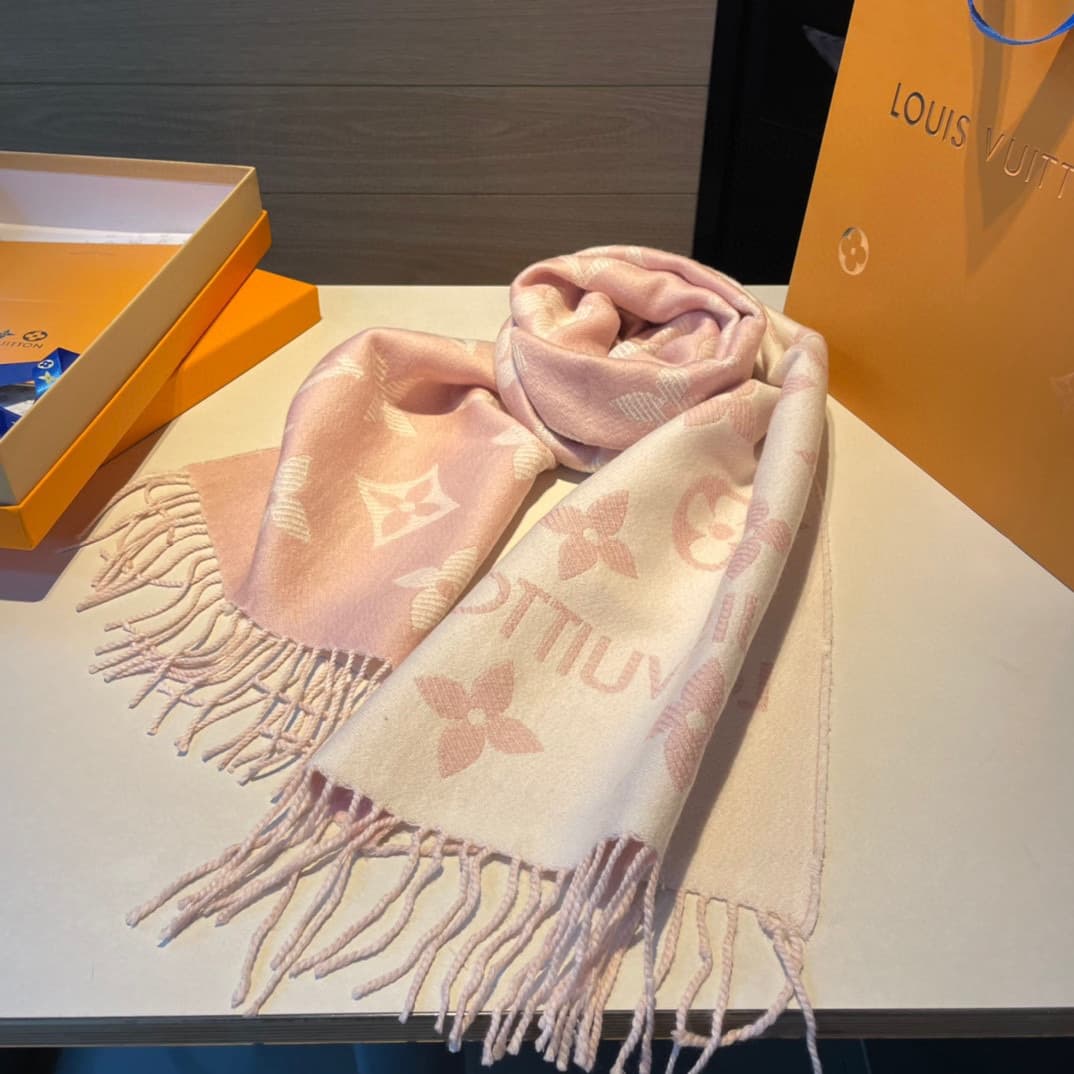 Louis Vuitton White Product
