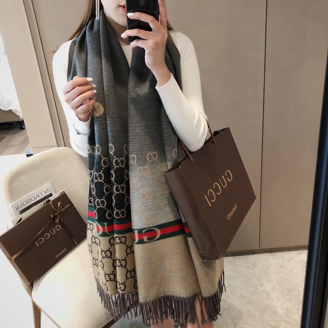 Gucci Product