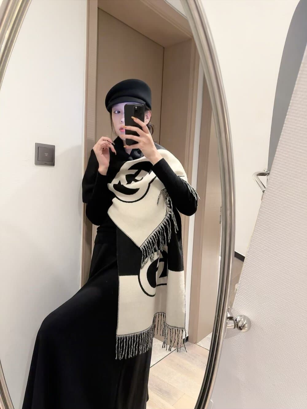 Gucci Black Product