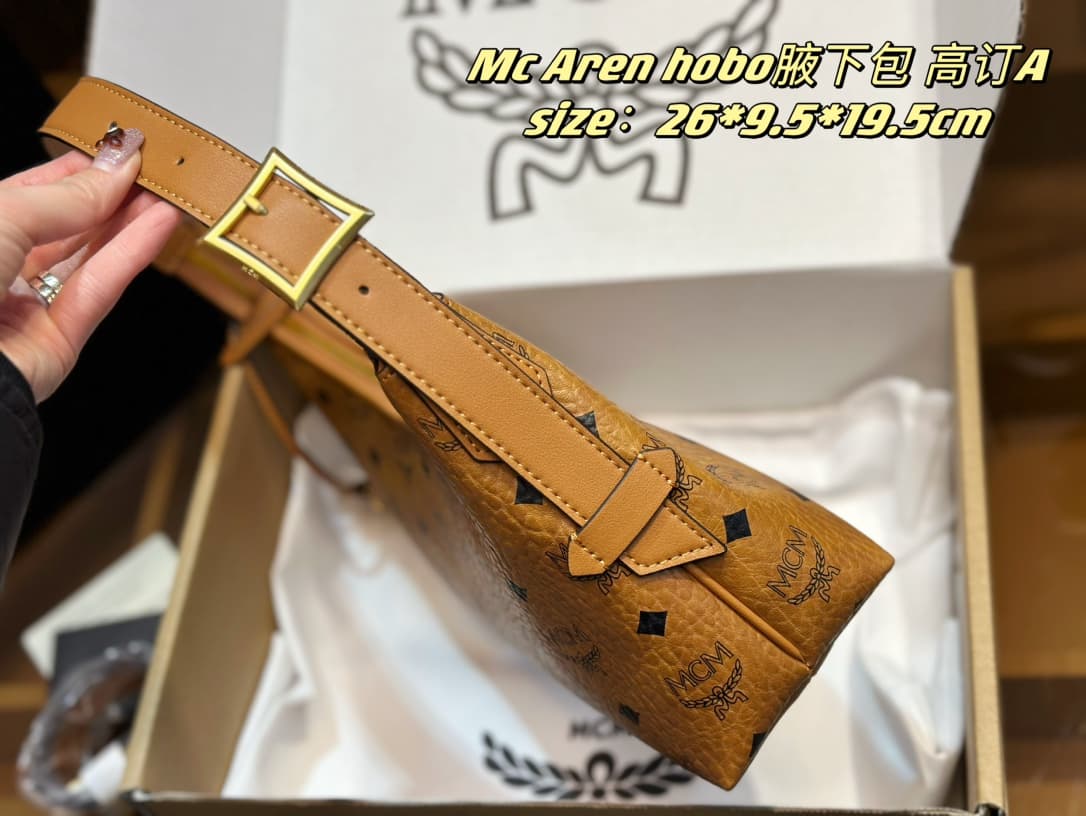 MCM原版 Crossbody Bag