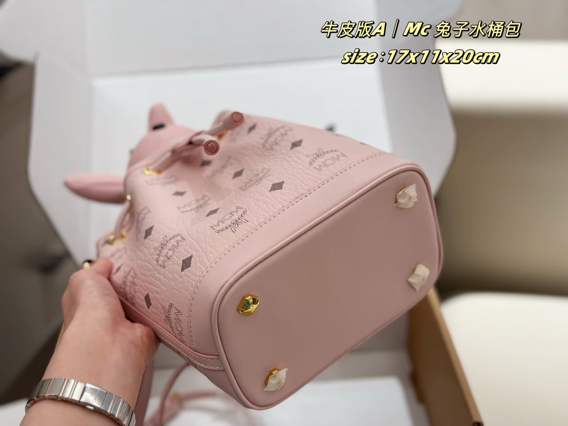 MCM原版 Red Bucket Bag