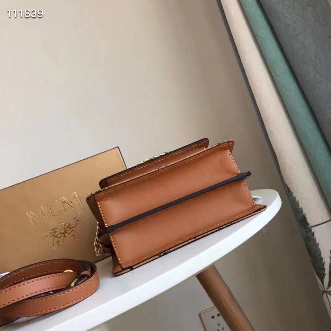 MCM原版 Mini Crossbody Bag