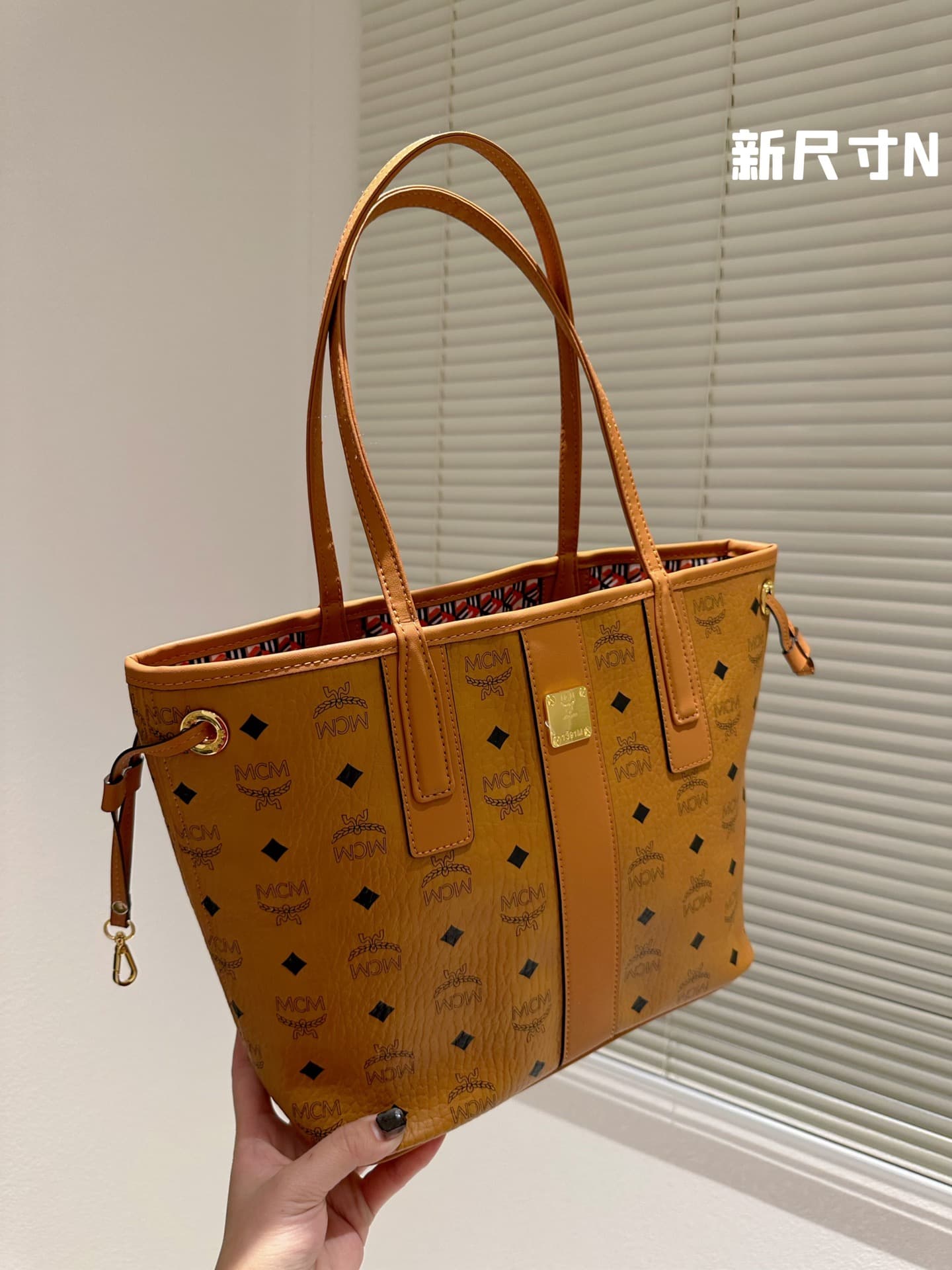 MCM原版 Small Tote Bag