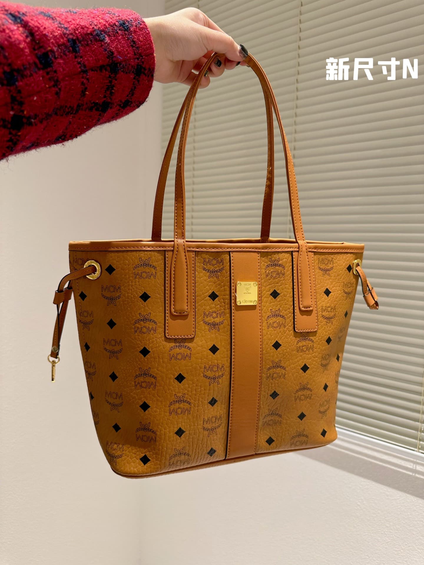 MCM原版 Small Tote Bag