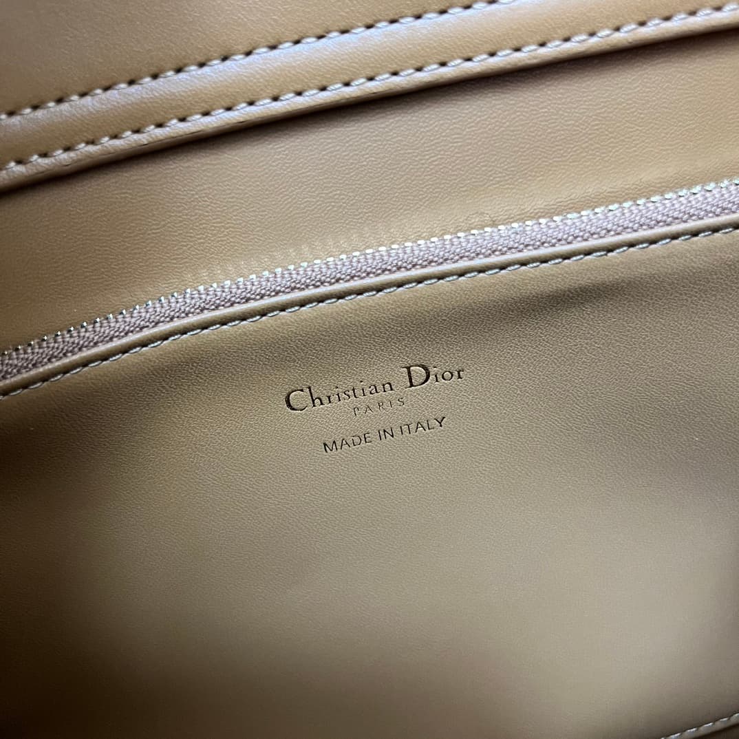 Dior Bag 1A1679