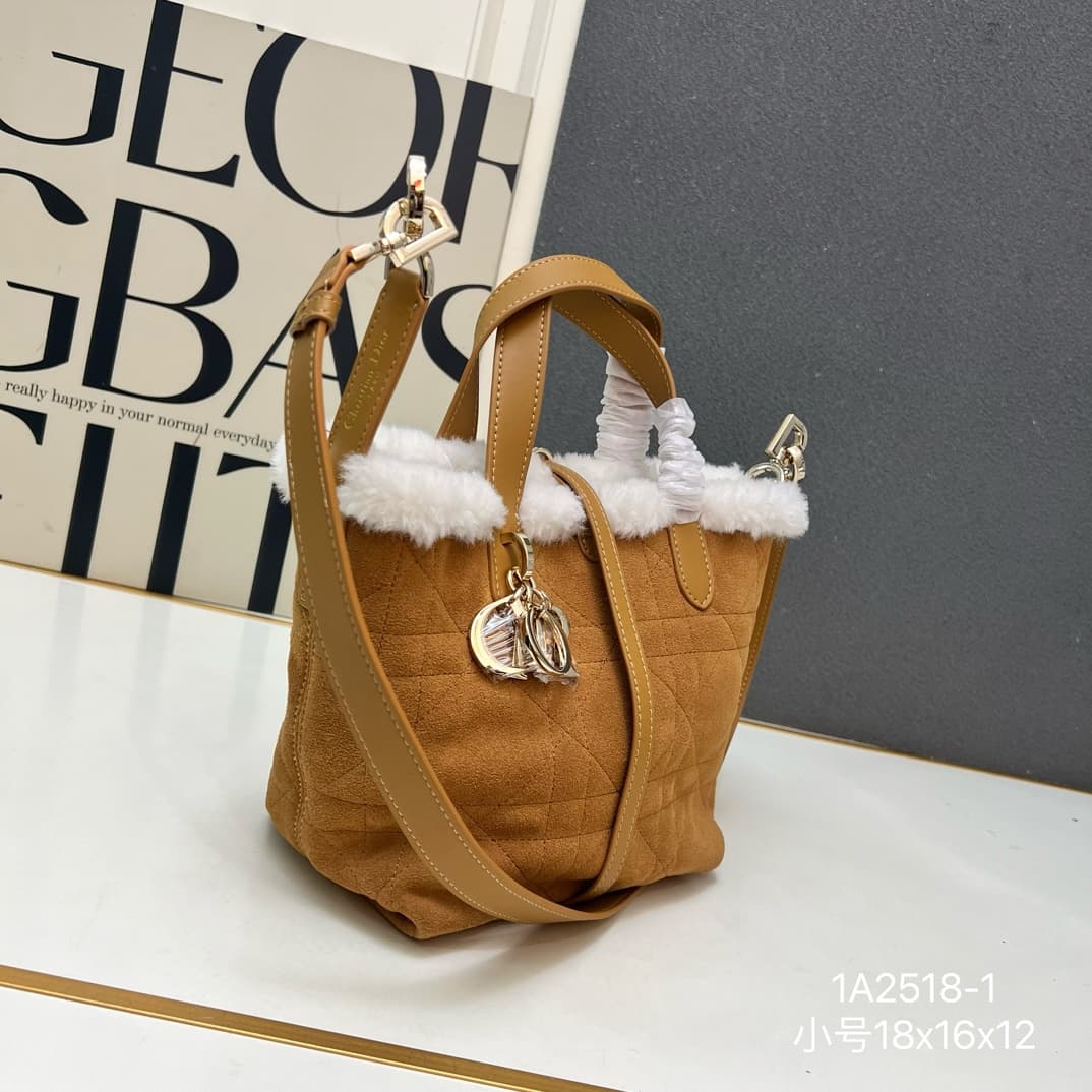 Dior Cream Medium Wallet