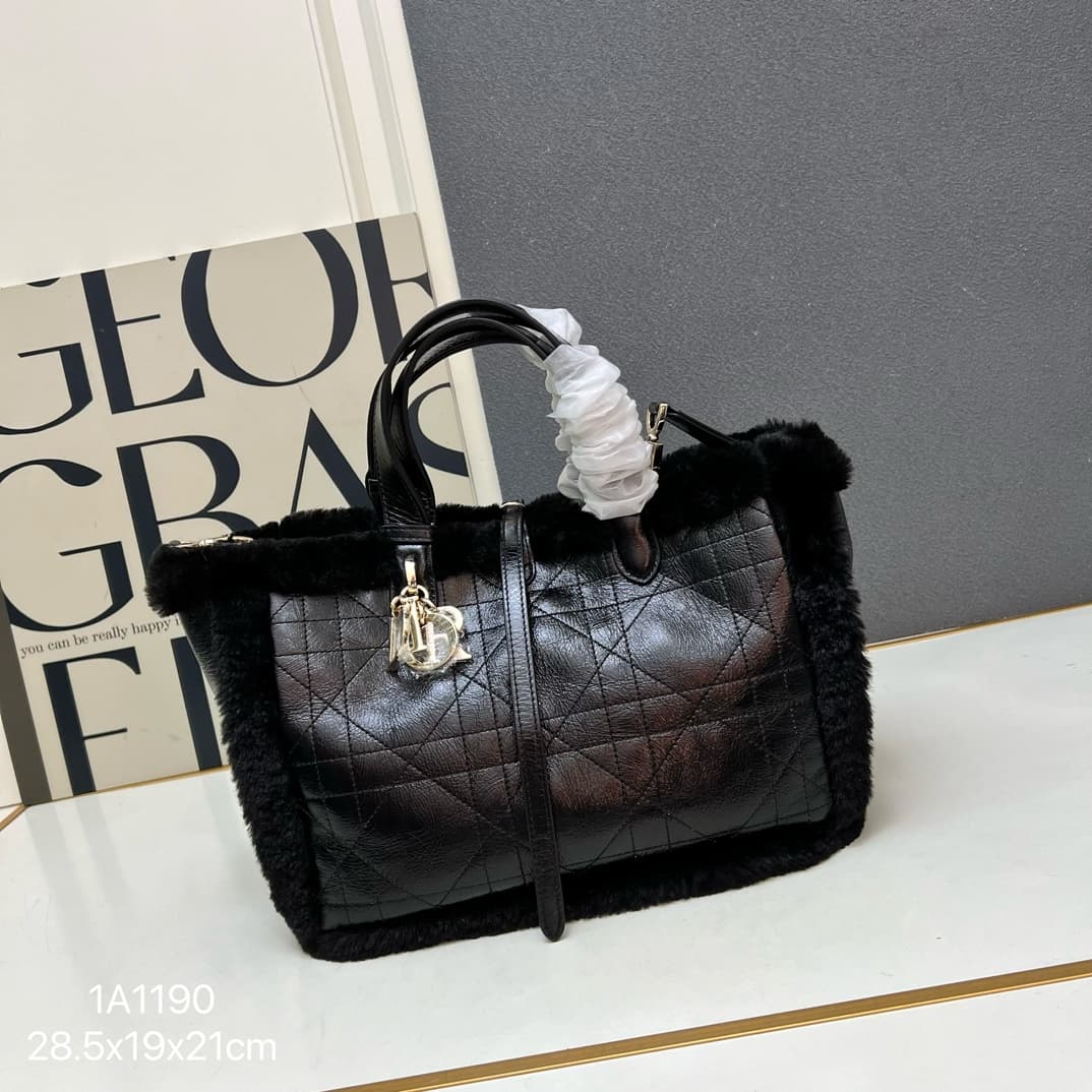 Dior Gold Bag 1A1190