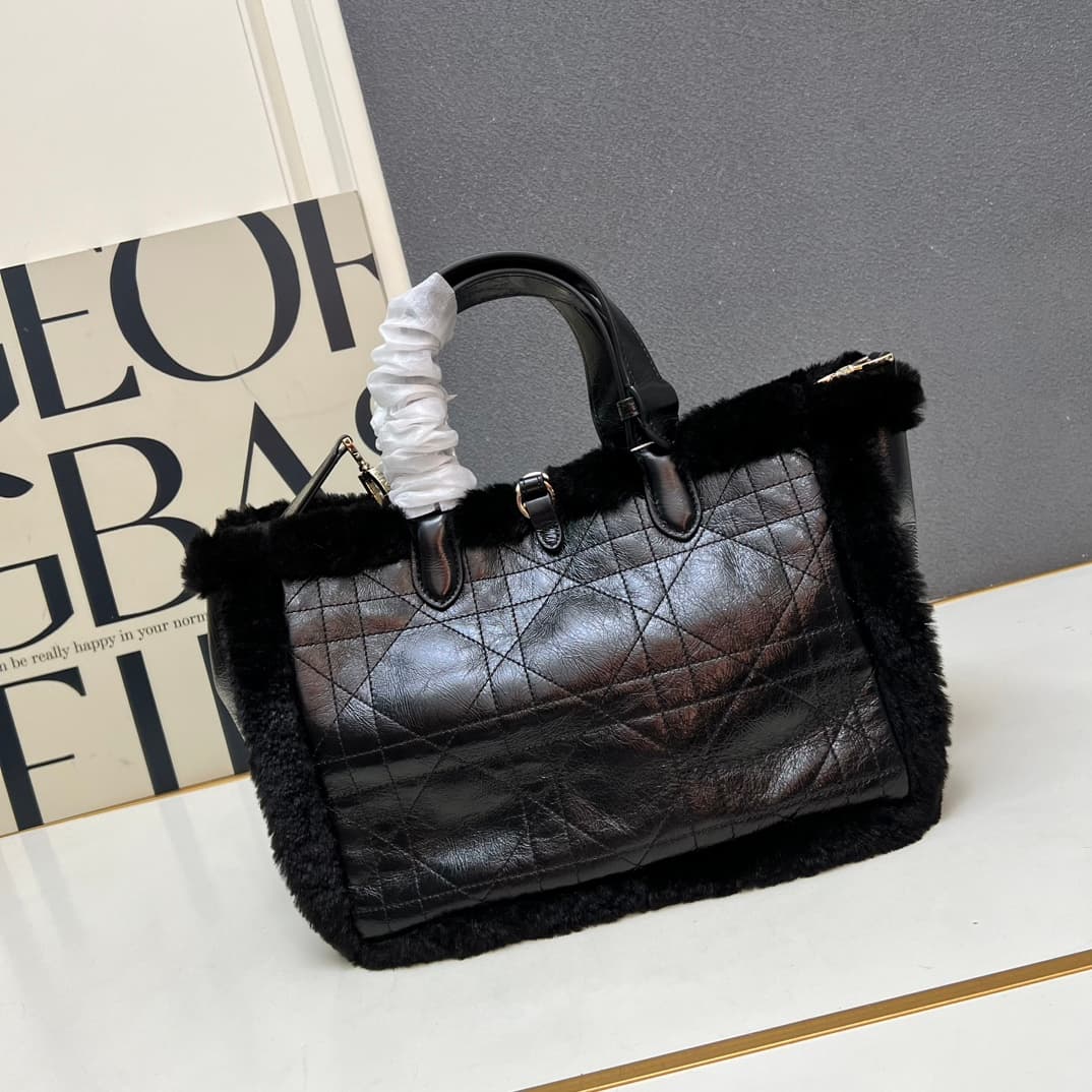 Dior Gold Bag 1A1190