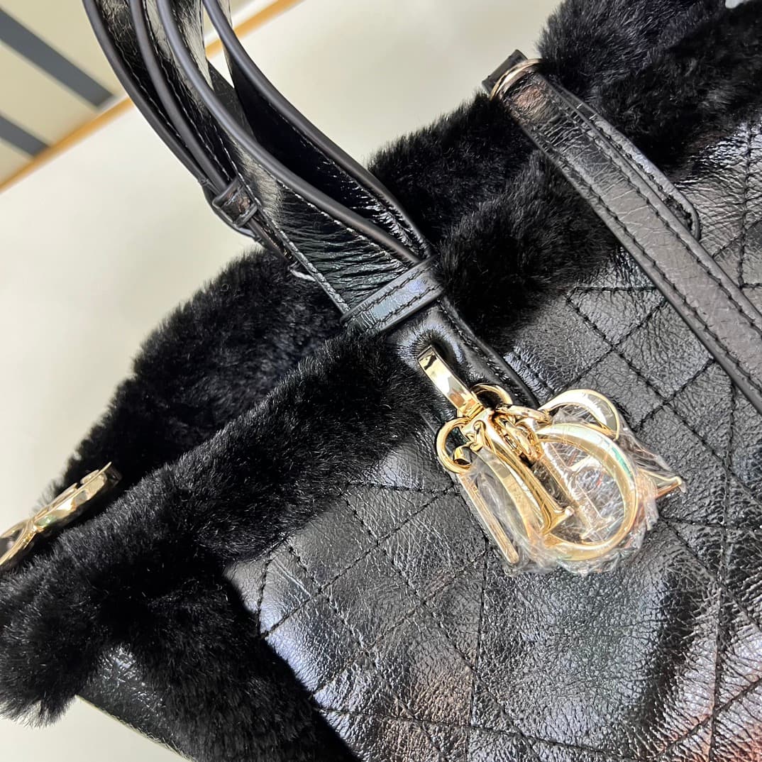 Dior Gold Bag 1A1190