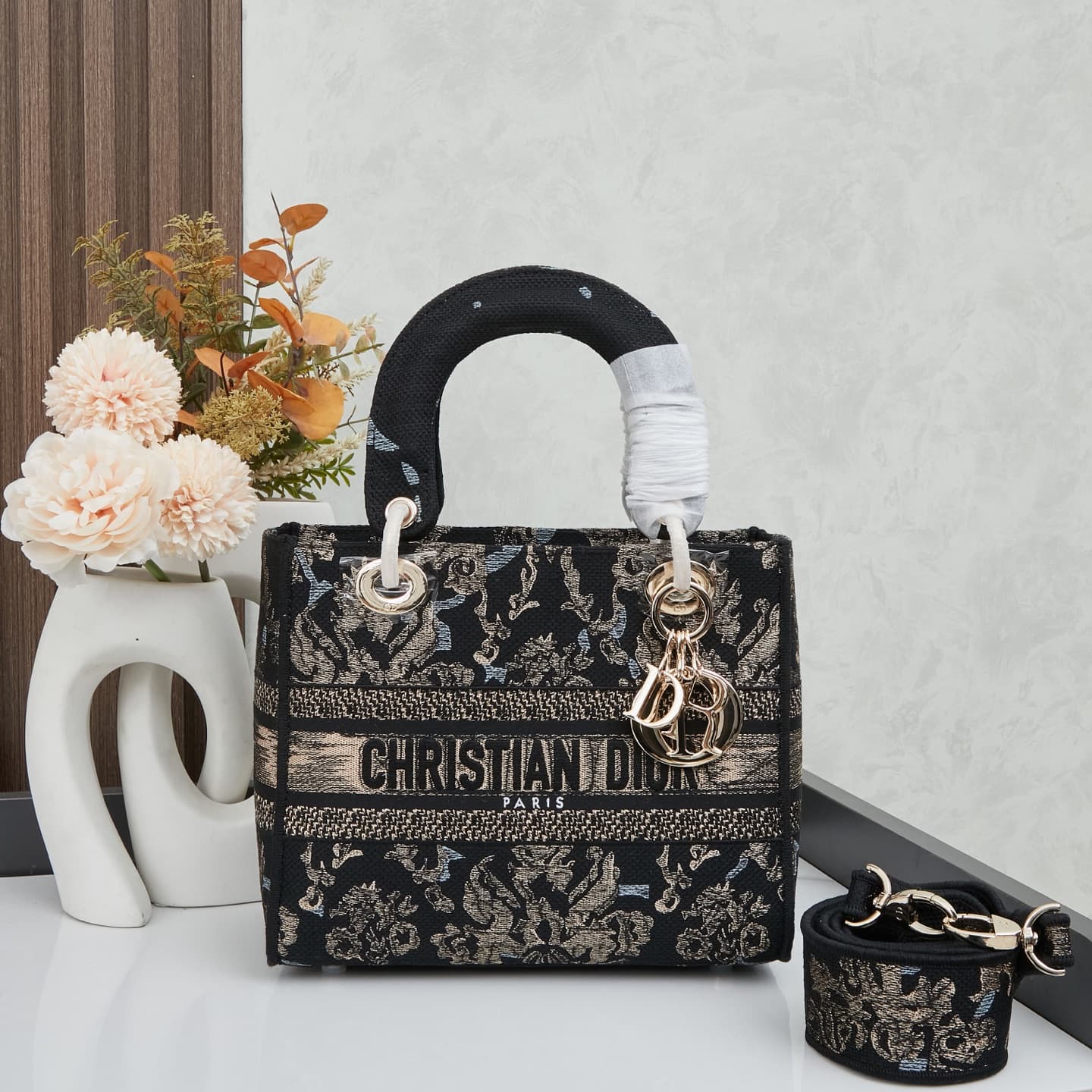 Dior Bag M8002
