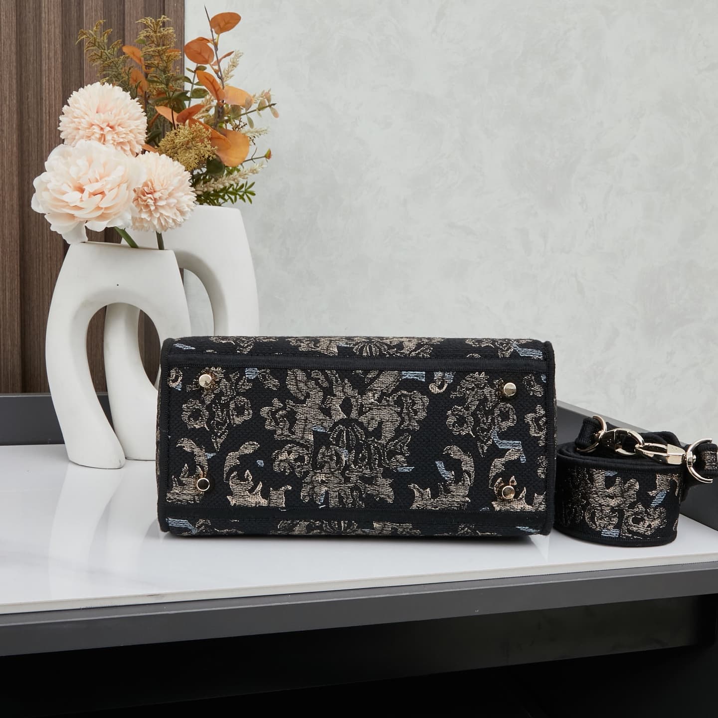 Dior Bag M8002