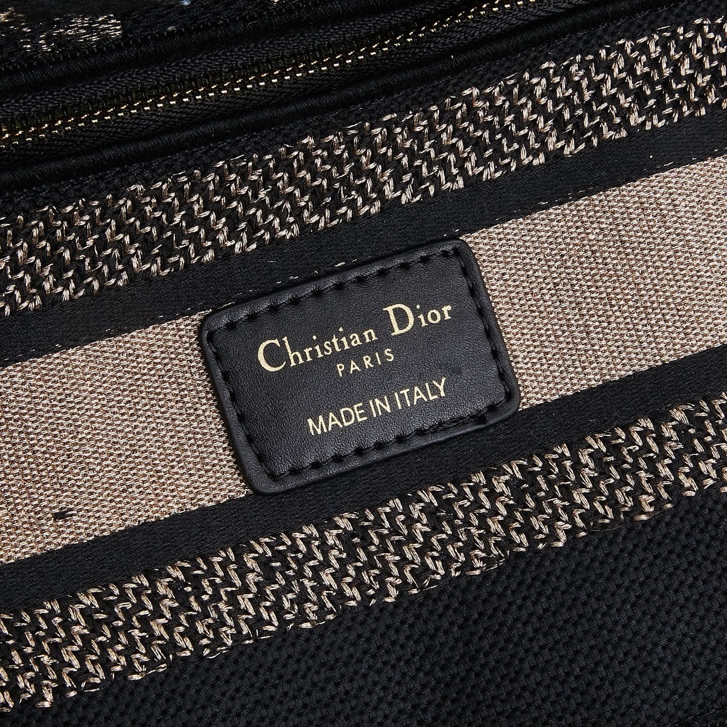 Dior Bag M8002