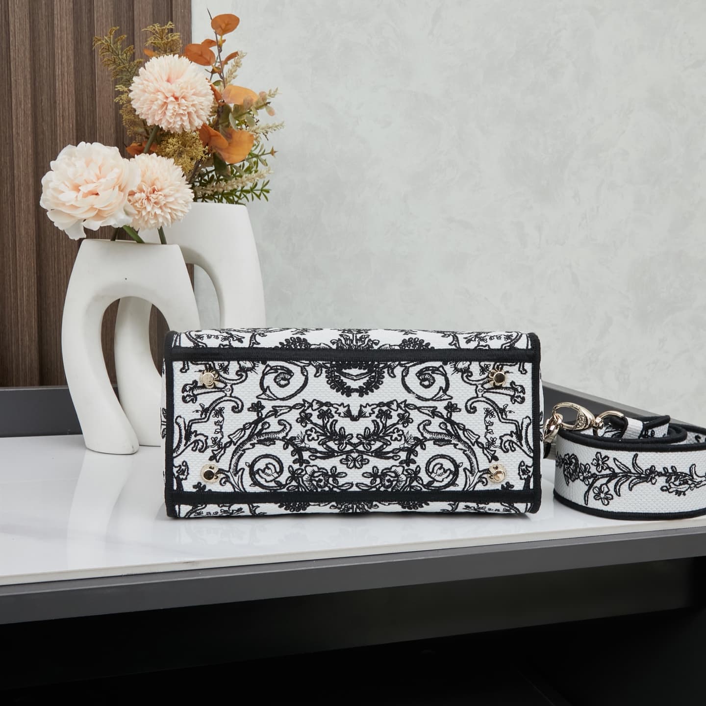 Dior Bag M8002