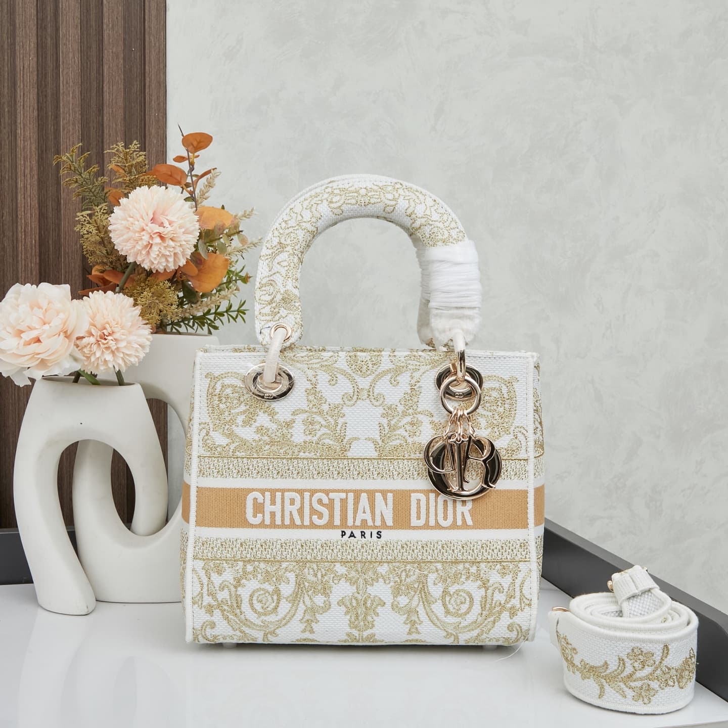 Dior Bag M8002