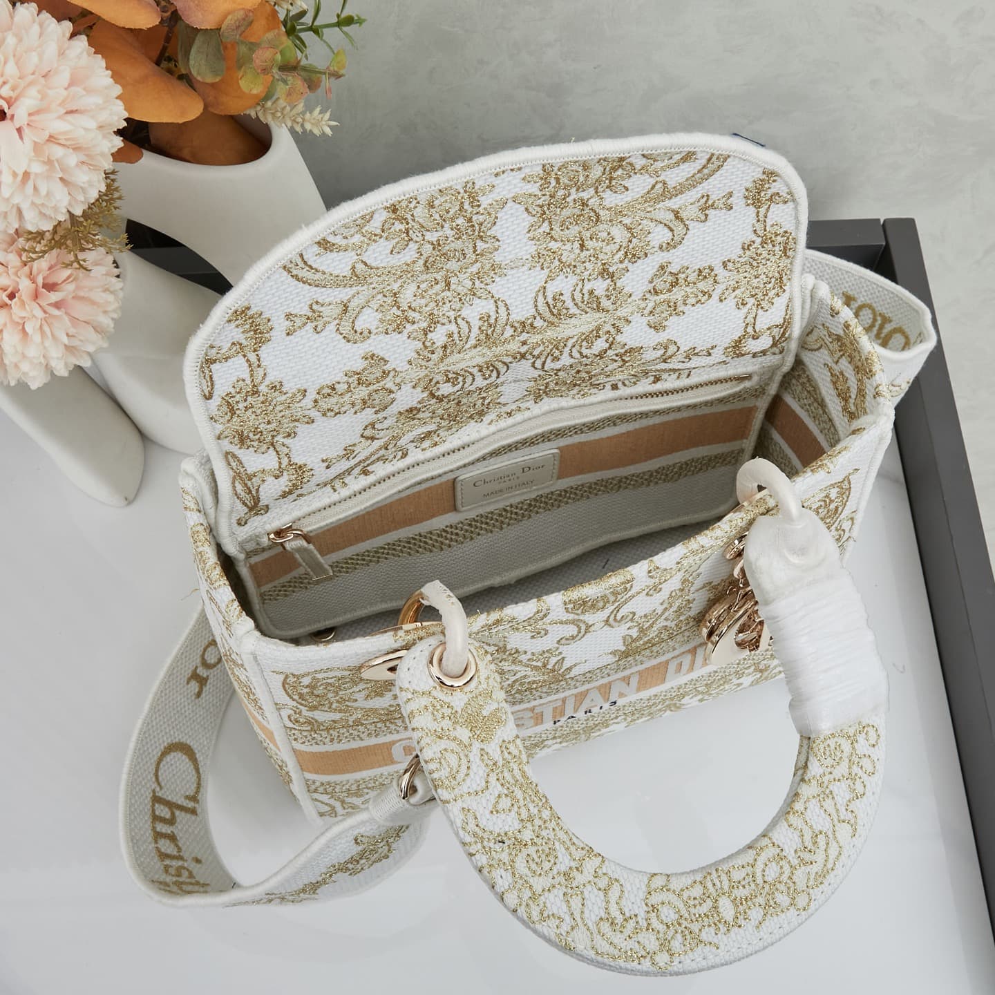 Dior Bag M8002
