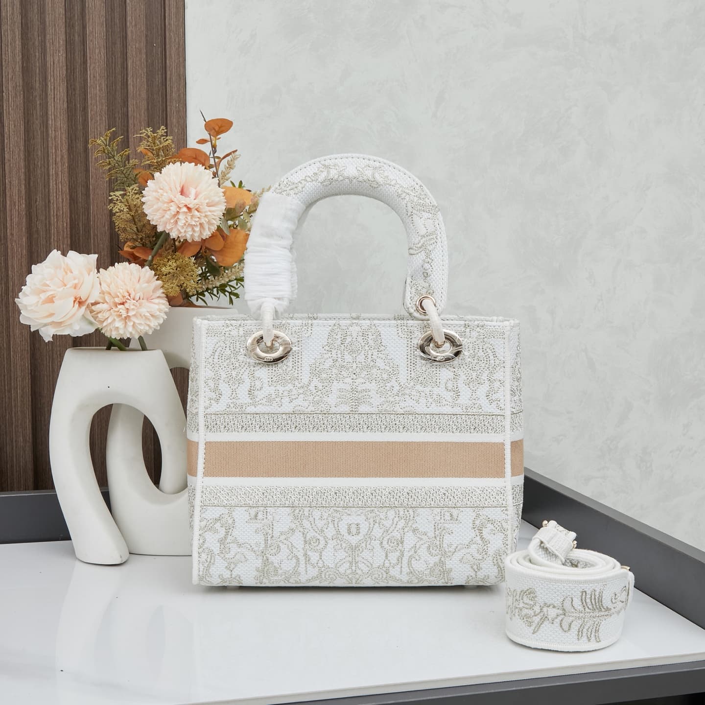 Dior Bag M8002