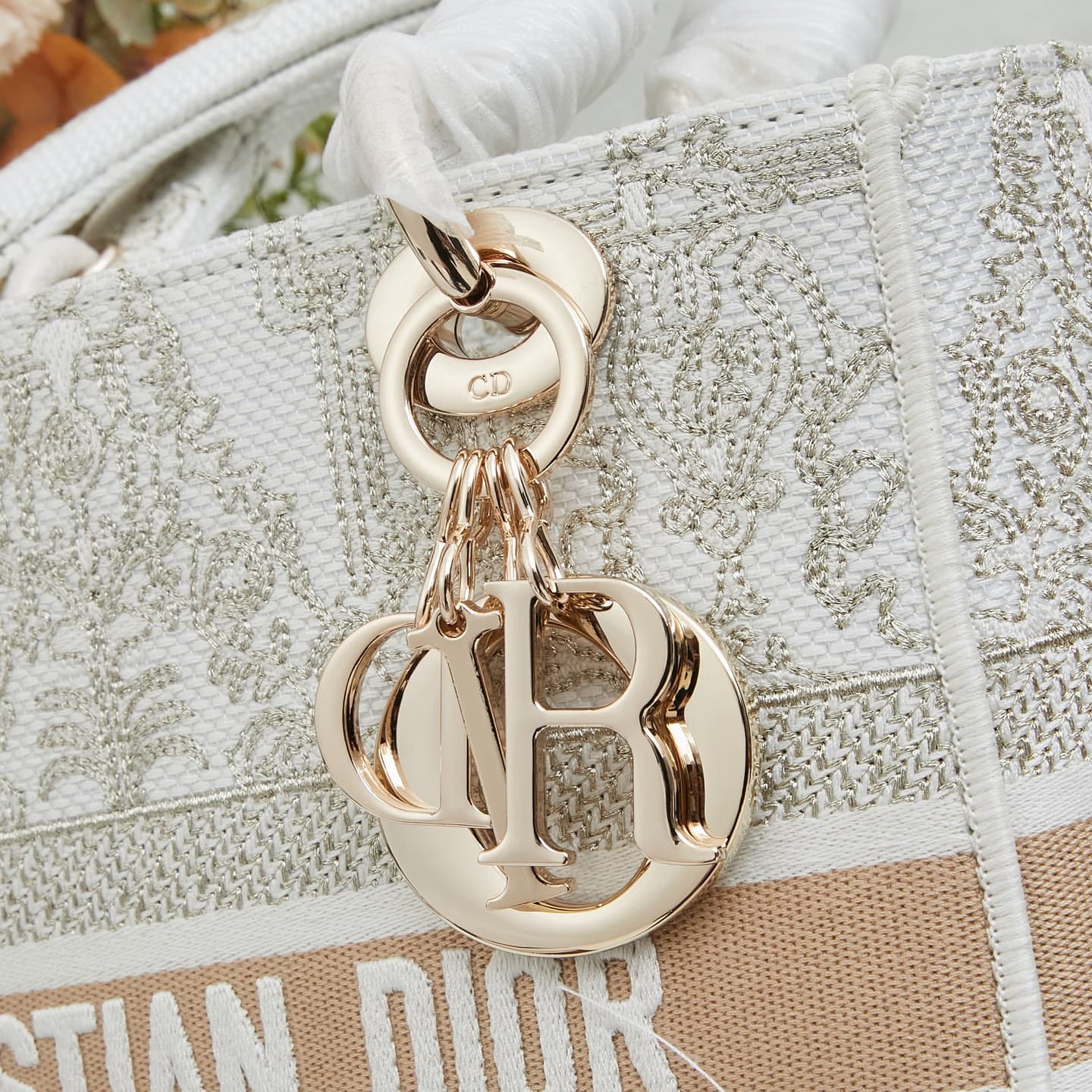 Dior Bag M8002
