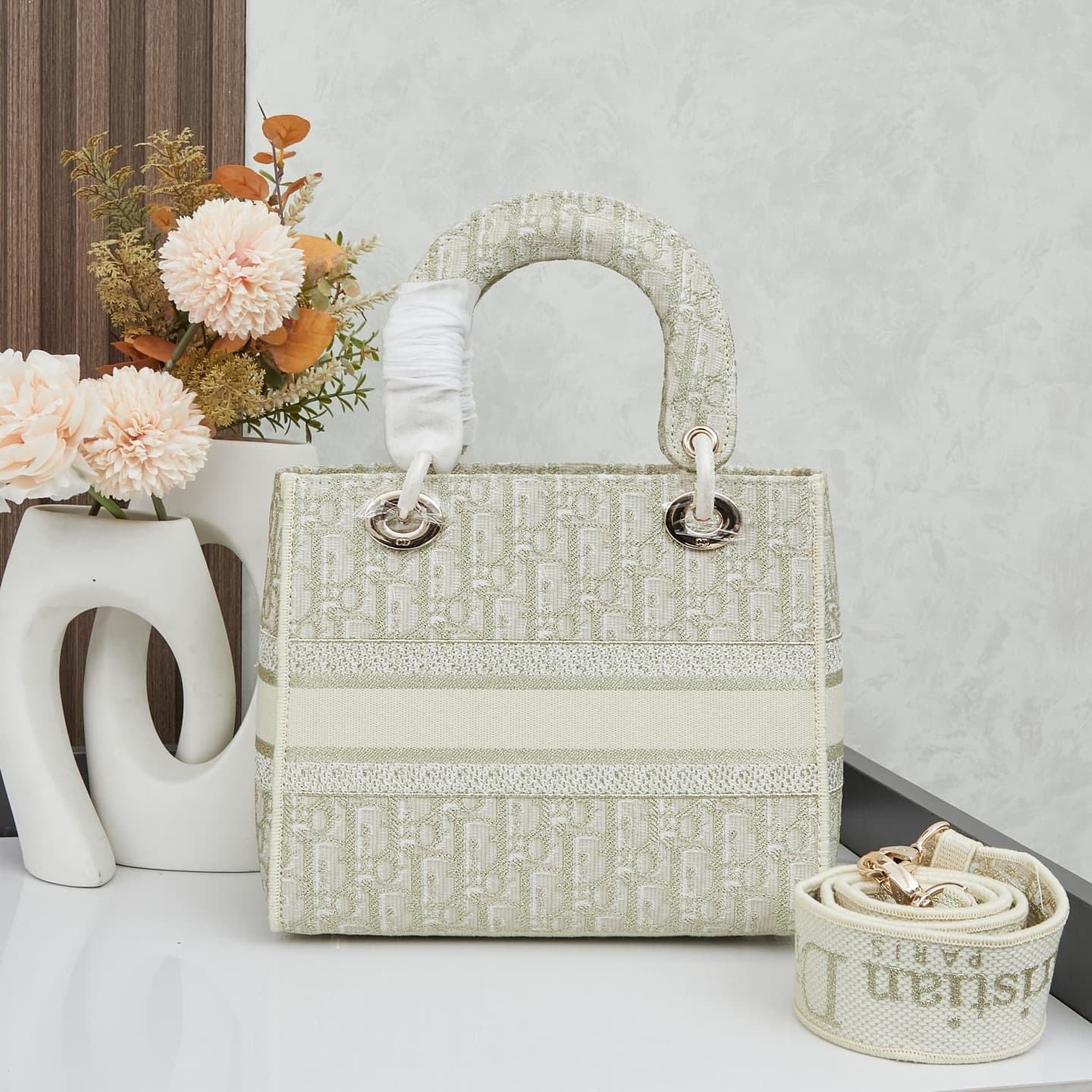 Dior Bag M8002